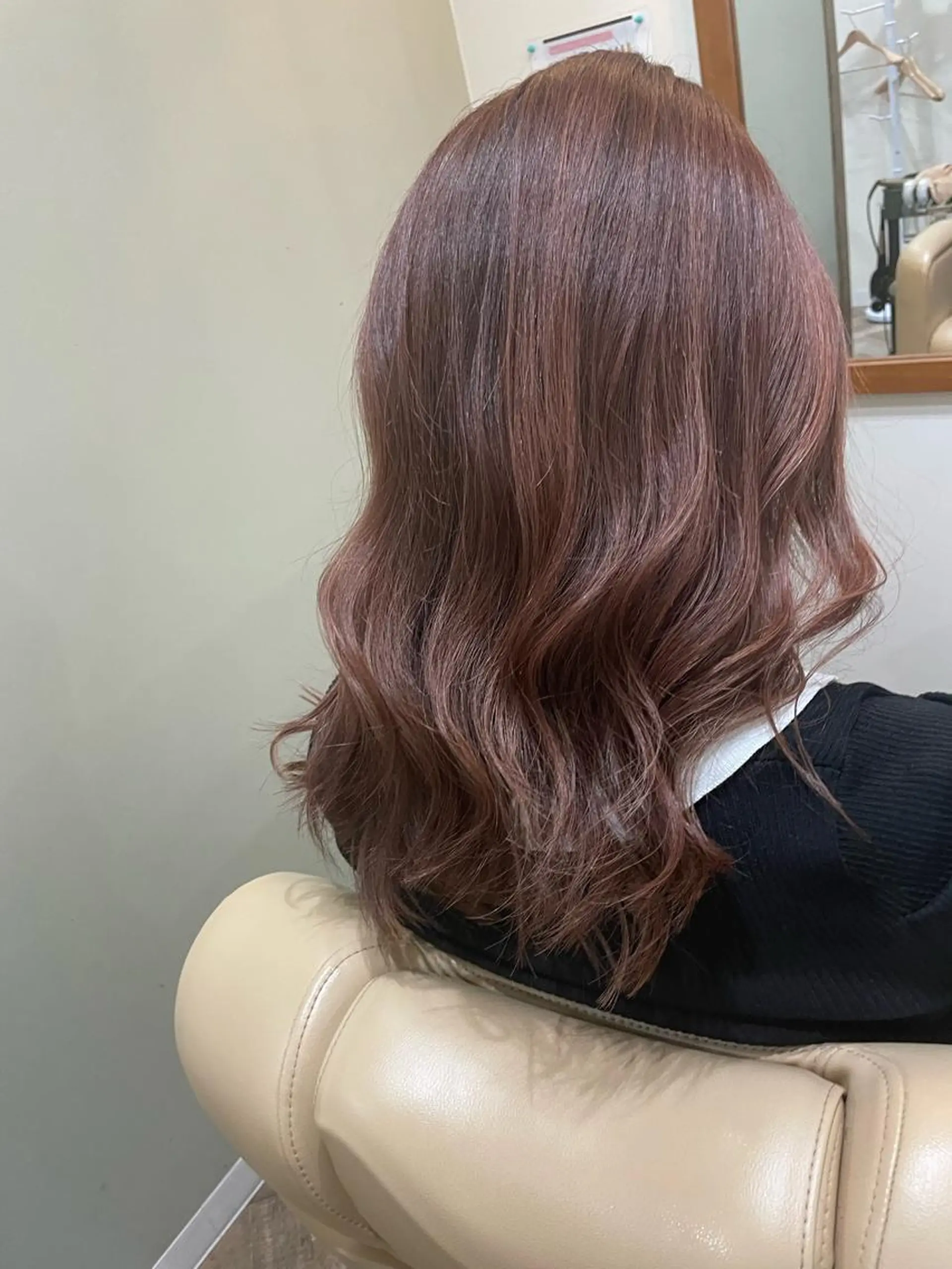 ミディアム 寺本 早希のヘアスタイル