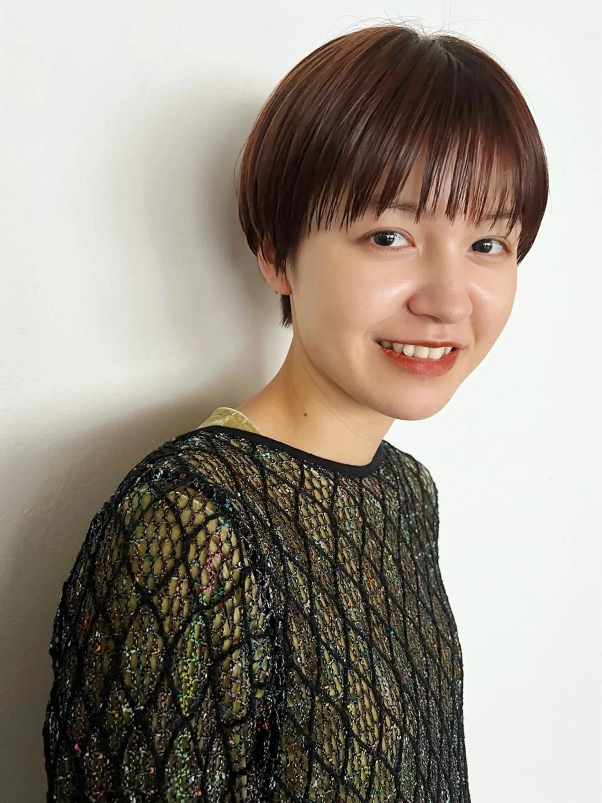 ショート カラー パーマ ヘアアレンジ メンズ キッズ ネイル マツエク・マツパ アイブロウ マッシュ ショートヘア ショートネイル ストレートパーマ ウルフレイヤーカット /チヒロのヘアスタイル