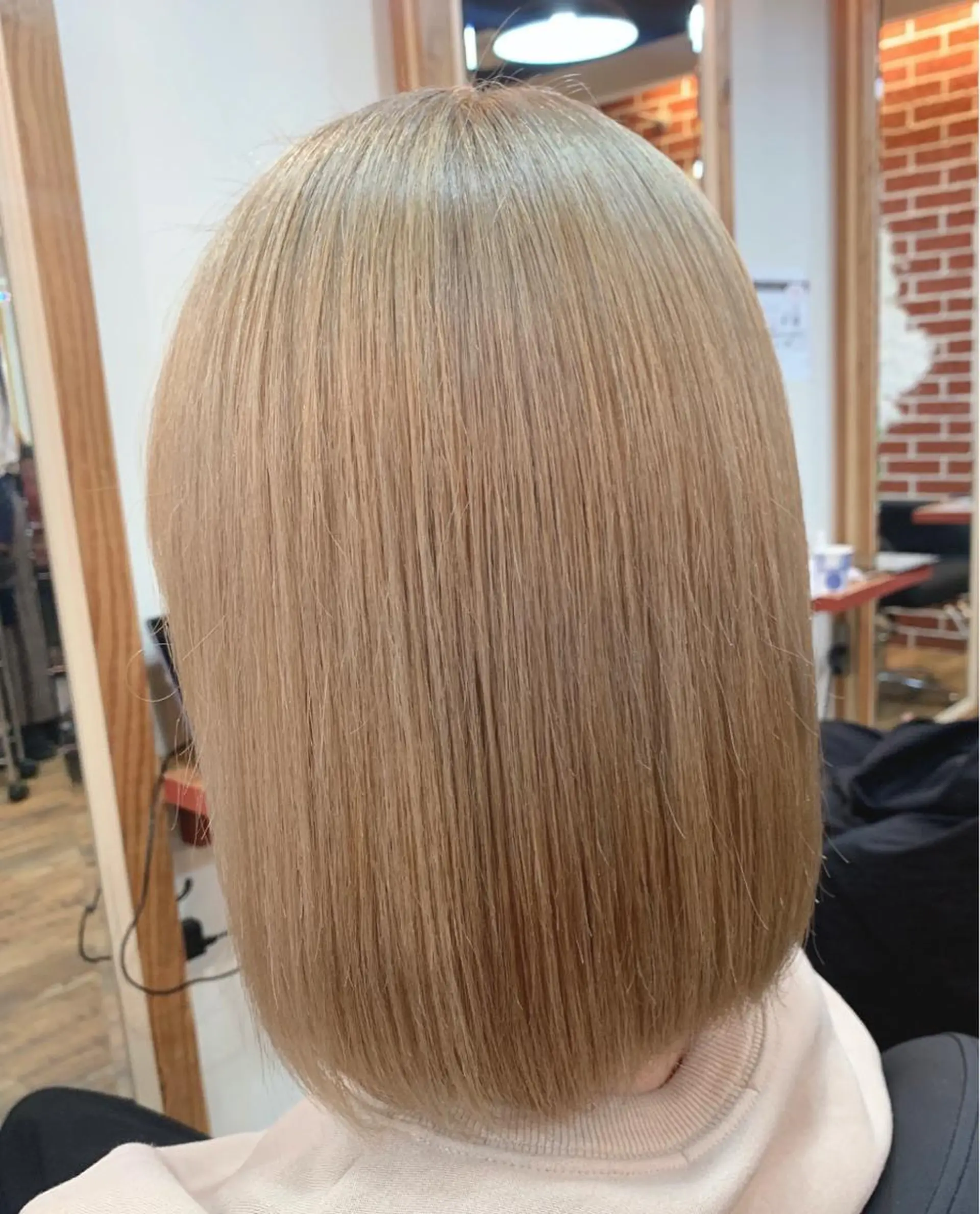ミディアム カラー ヘアアレンジ ベージュカラー ブロンド ブロンドベージュ ヘアカラー トリートメント ヘアセット ✨🧸チバ ダイスケ🧸✨のヘアスタイル