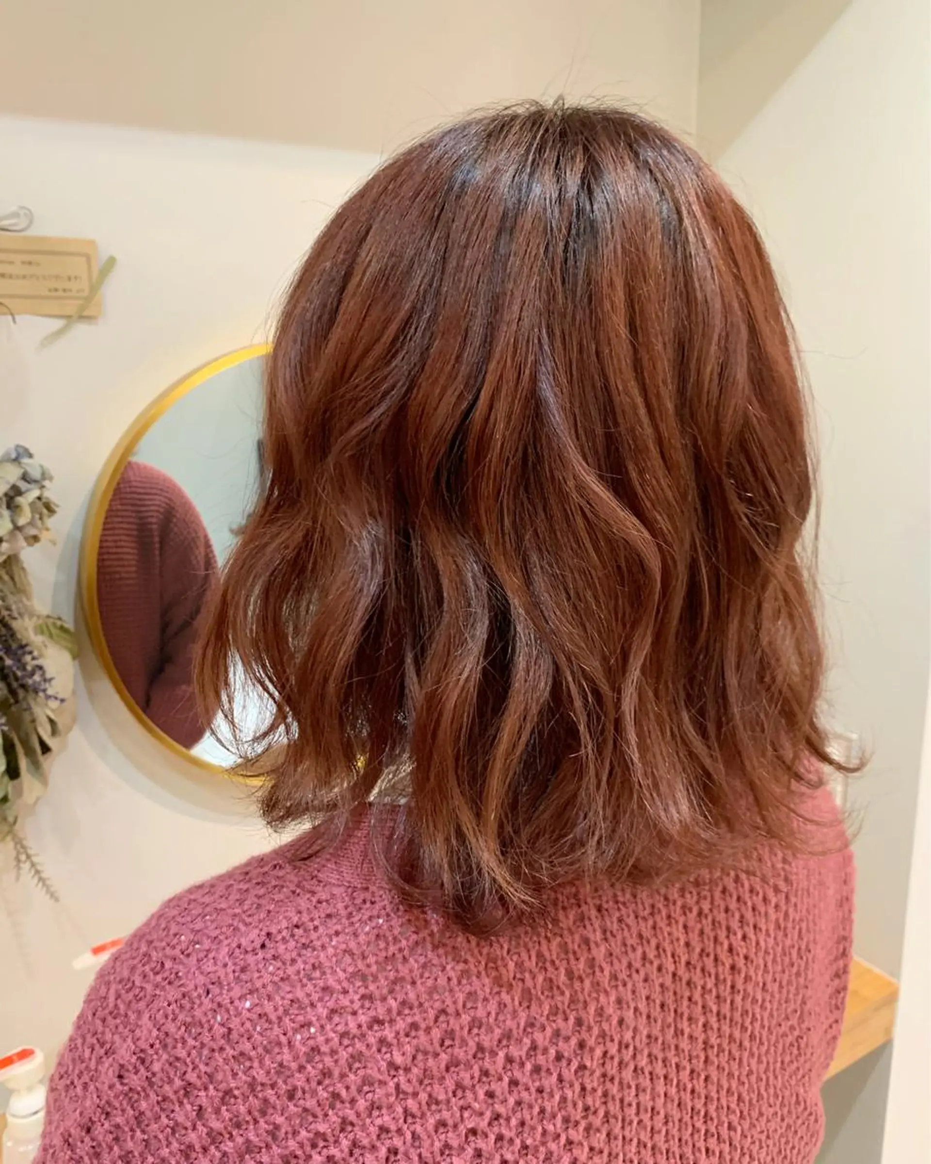 ミディアム カラー ぱつボブ/ ショート/YUKIのヘアスタイル