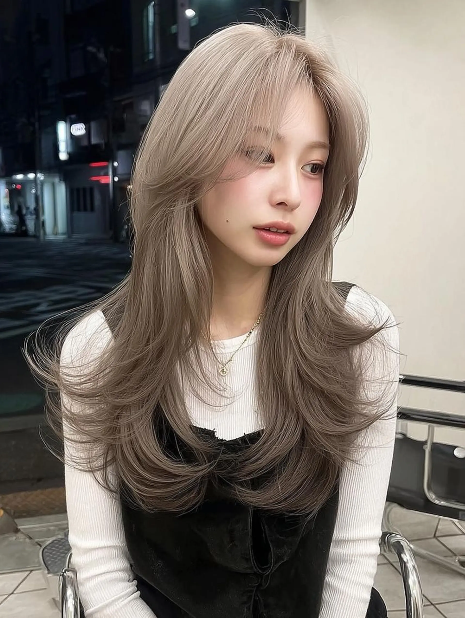 セミロング ボブ 髪質改善 韓国風ヘア レイヤーカット 縮毛矯正 カット ヘアカラー ハイトーン/ブリーチ /reitのヘアスタイル