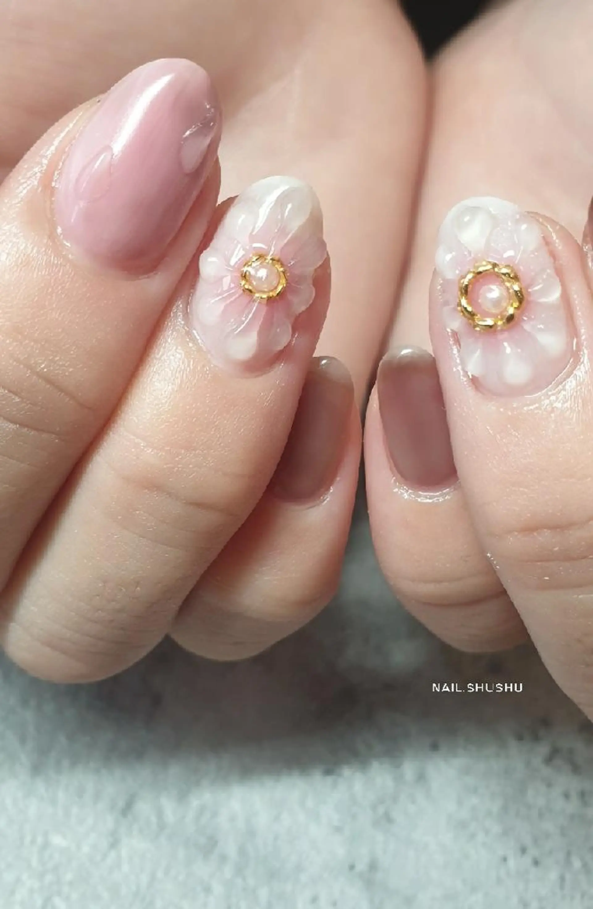 ネイル 3dパーツ/流行り 👧shushu❤️のネイルデザイン