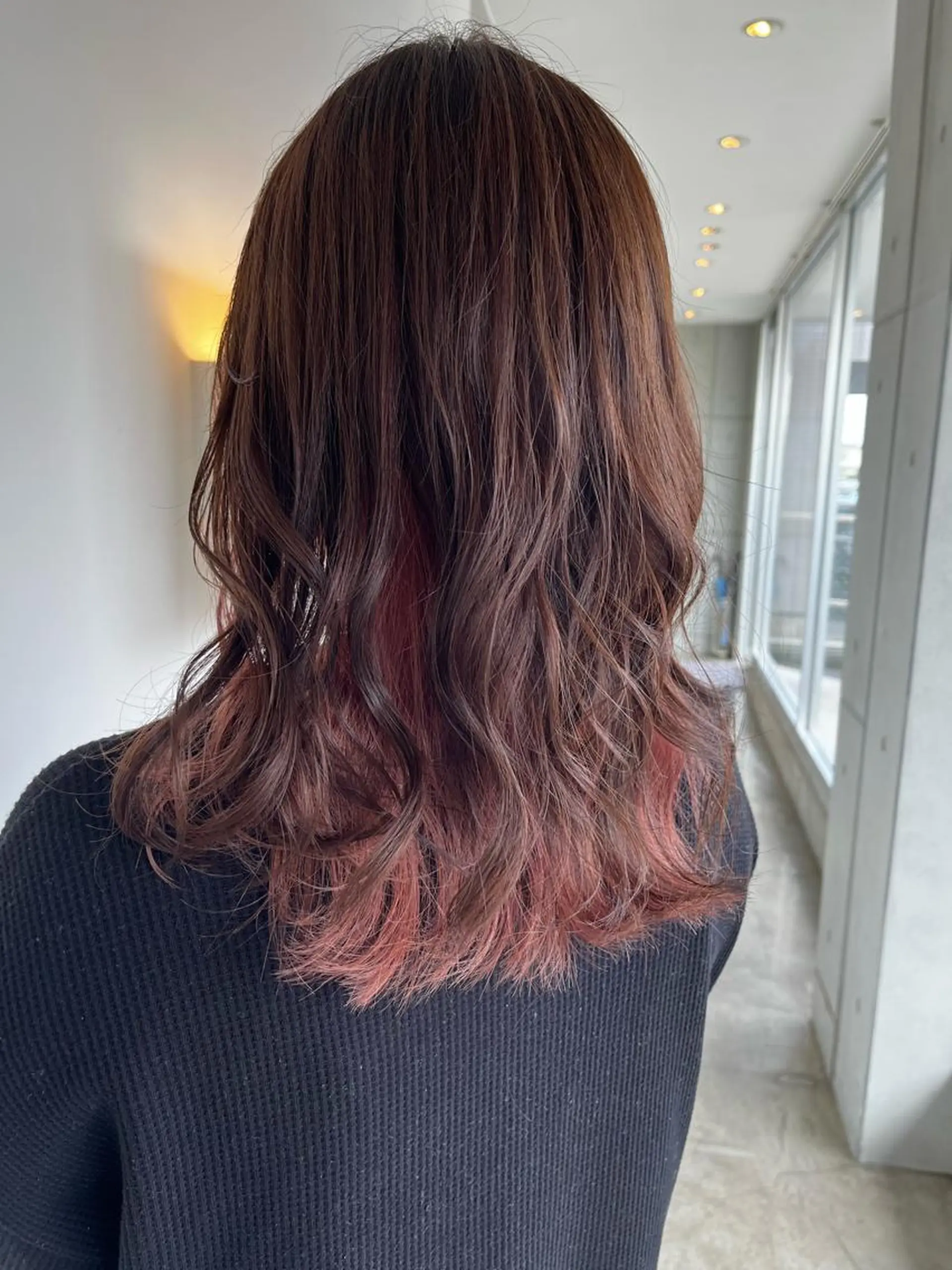 ミディアム おせ ちさとのヘアスタイル