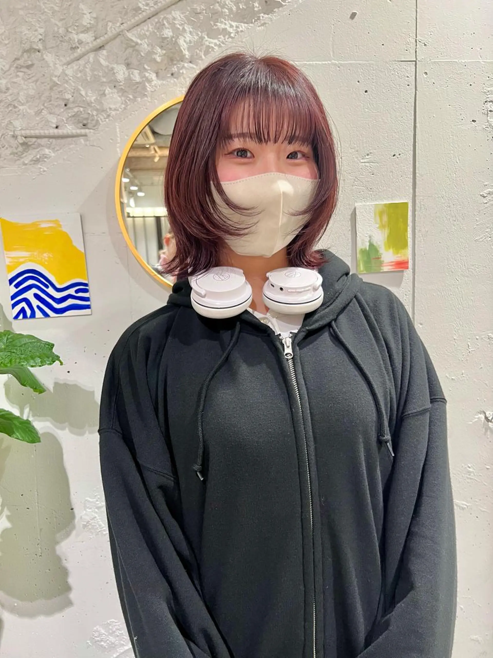 ミディアム カット ヘアカラー トリートメント 石井 菜々のヘアスタイル