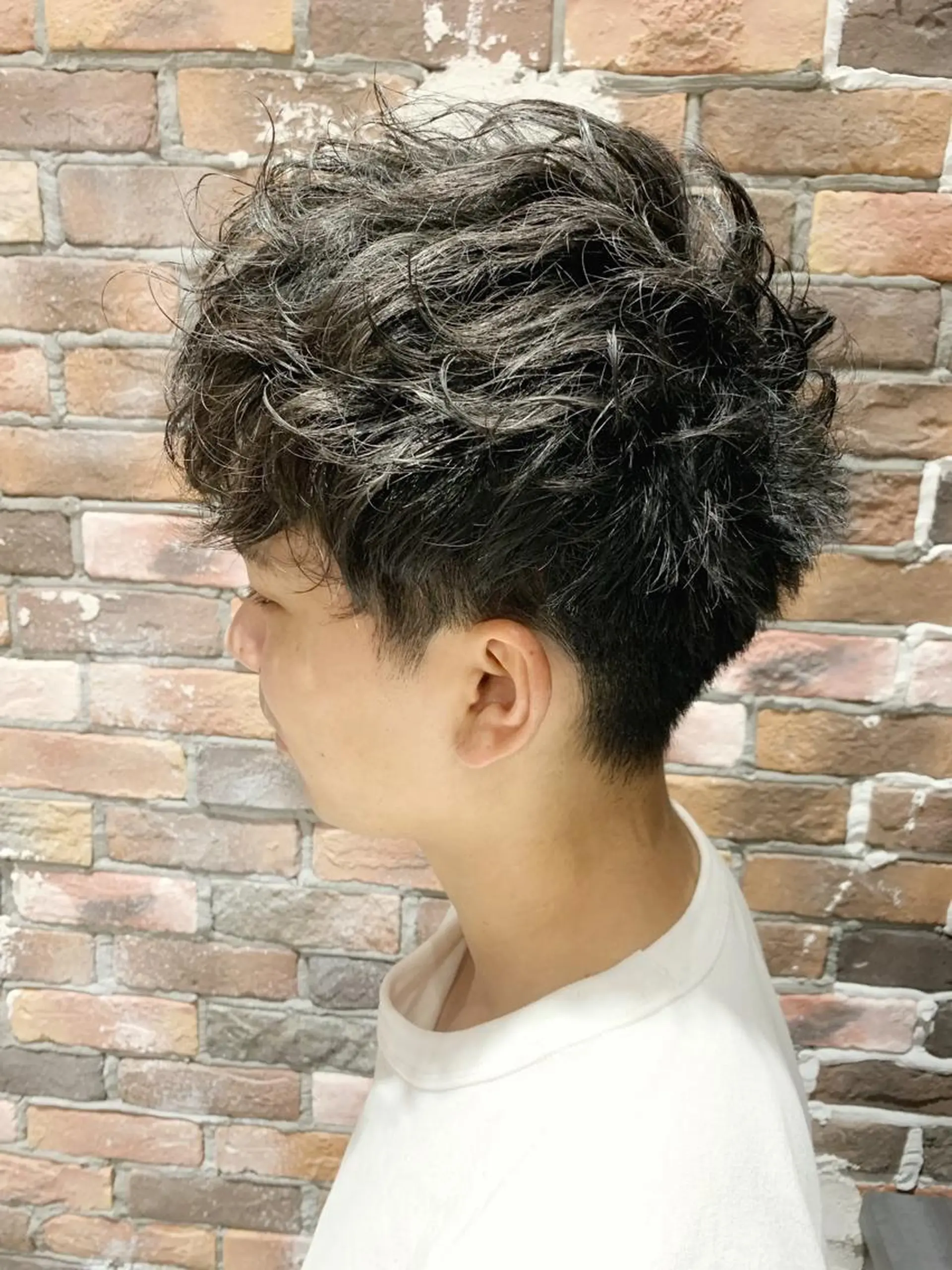 メンズ 佐藤 ナルトのヘアスタイル