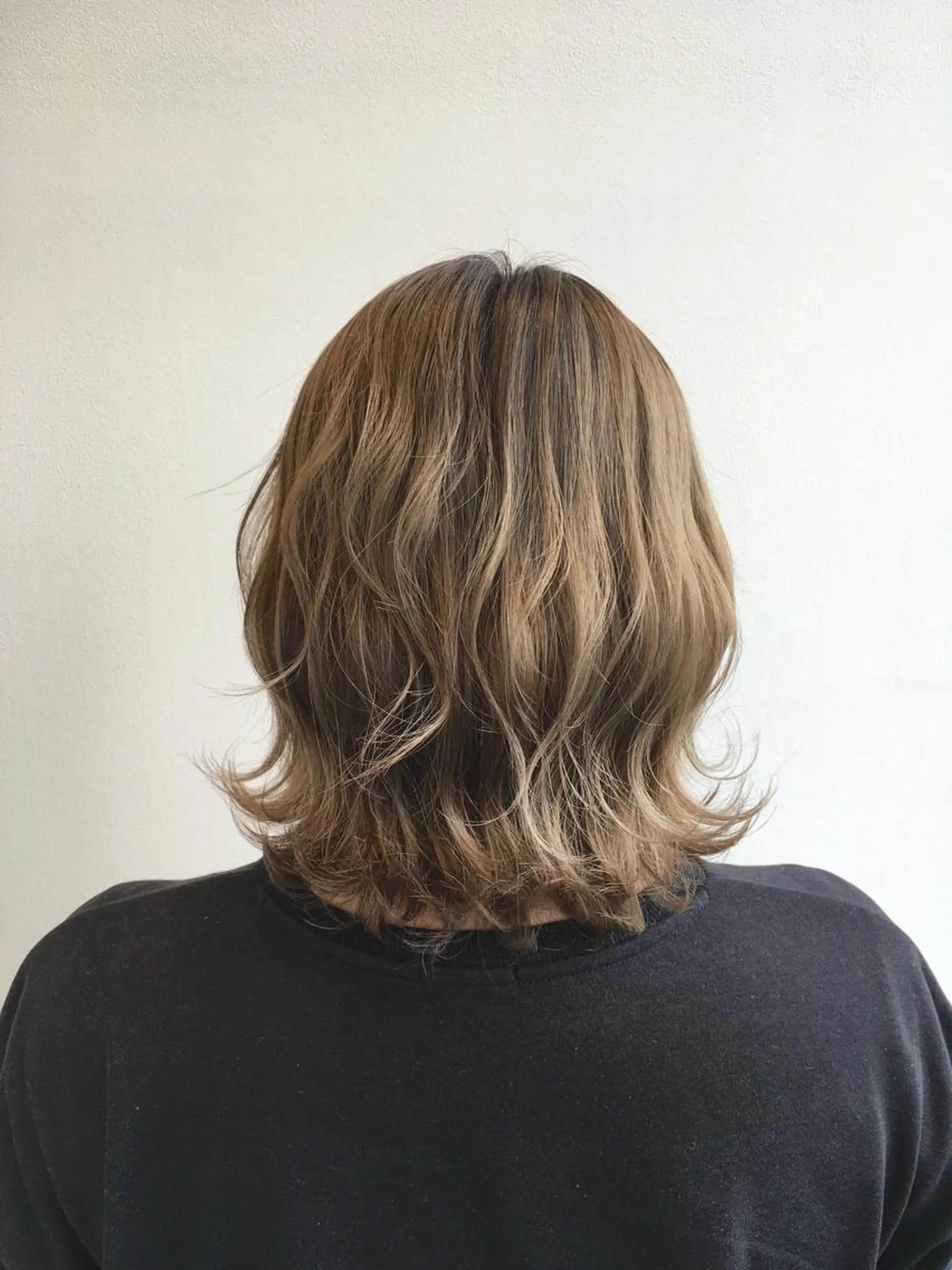 ショート カラー ベージュカラー フォギーベージュ ヘアカラー トリートメント ヘアセット yoshi ☆のヘアスタイル