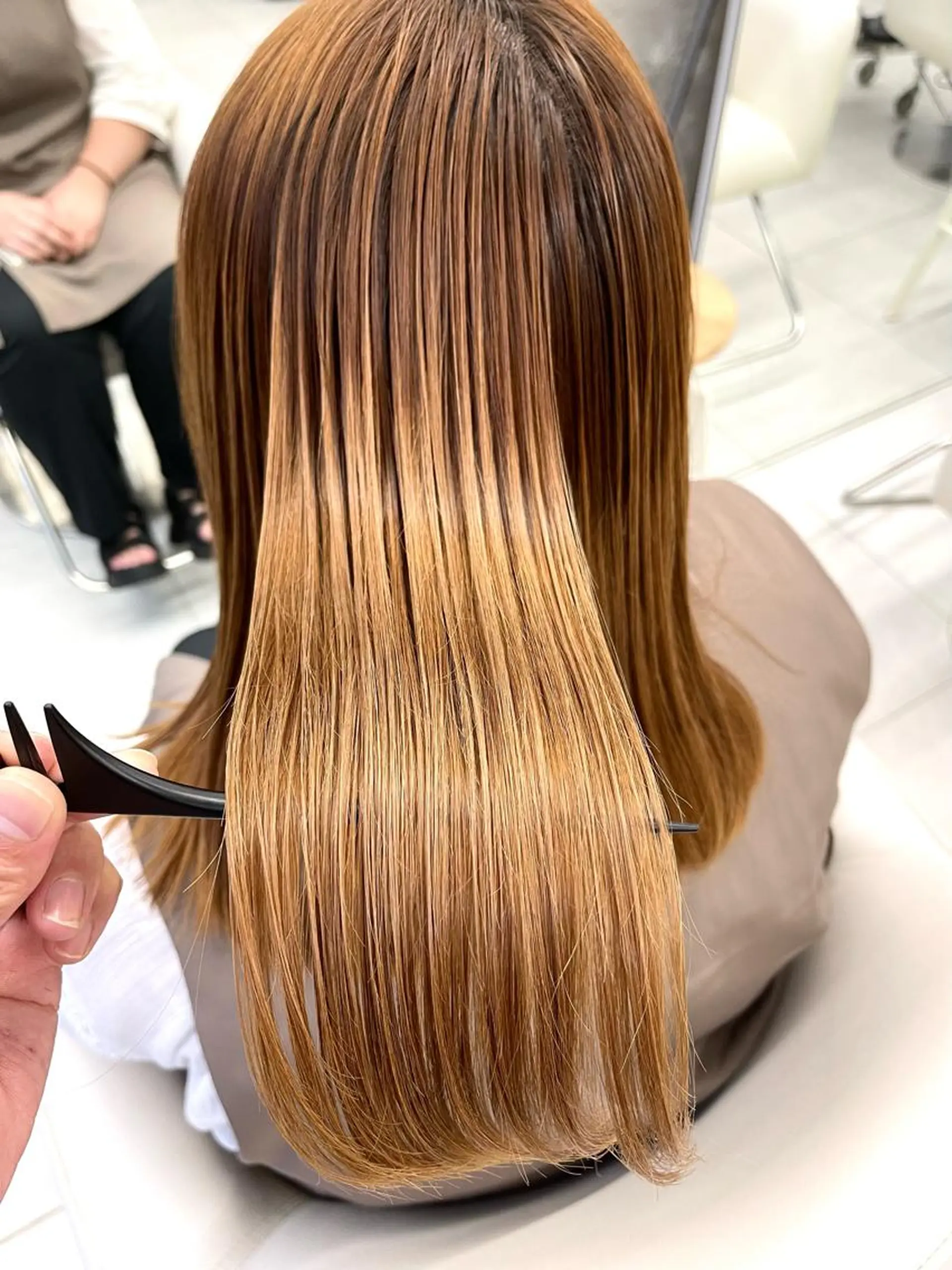 セミロング カラー パーマ トリートメント 酸性ストレート ストレートパーマ 滝沢 嵩大のヘアスタイル