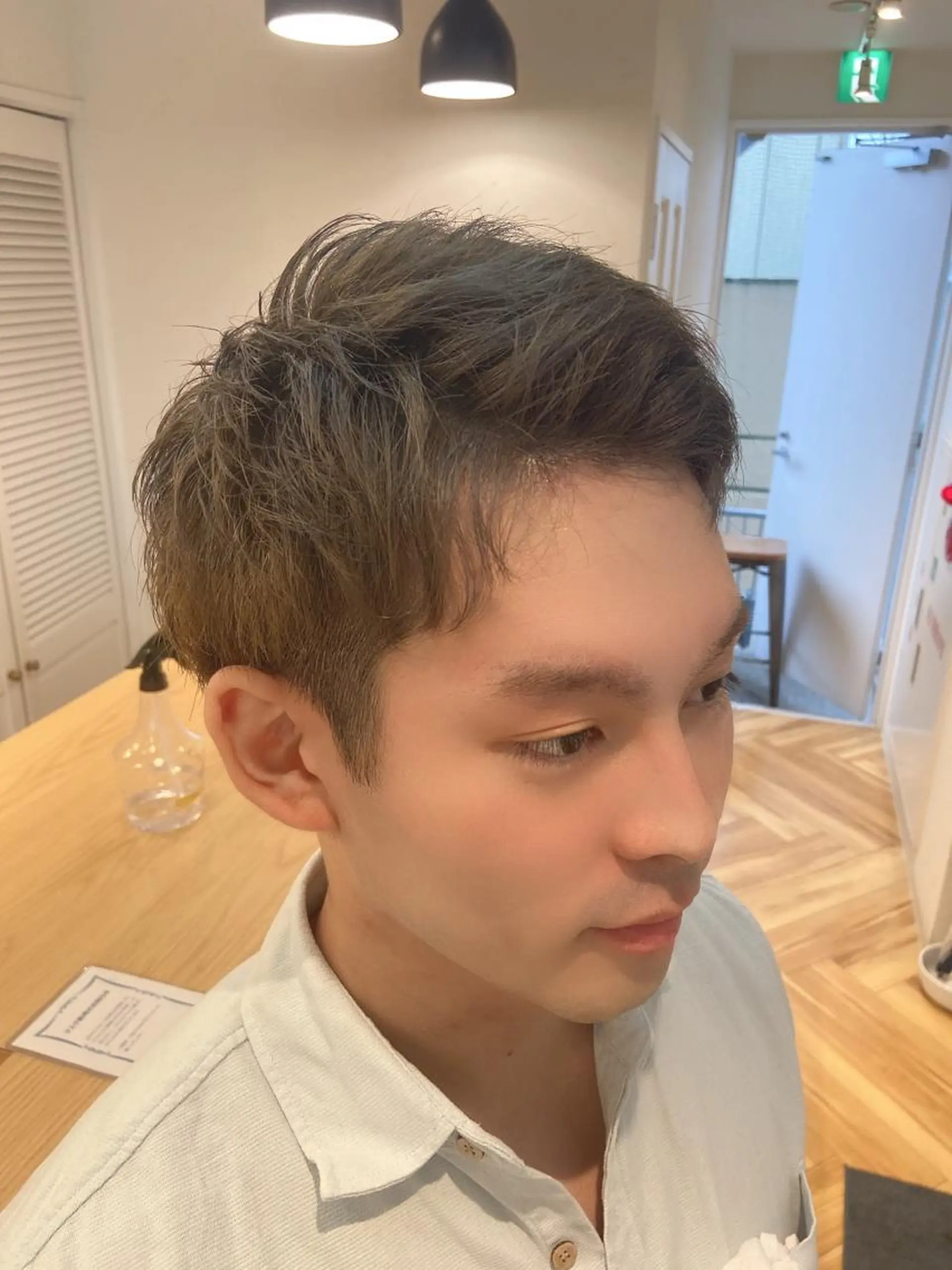 カラー メンズ ツーブロック 刈り上げ ベージュカラー ダブルカラー ミルクティーベージュ ヘアカラー ✨髪質改善/透明感✨ 西野　陽のヘアスタイル