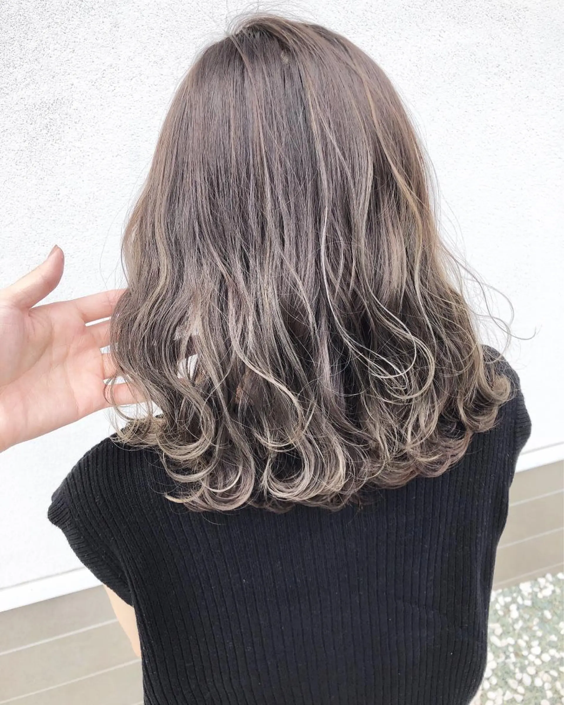 ミディアム カラー カット ヘアカラー トリートメント 具志 正太のヘアスタイル