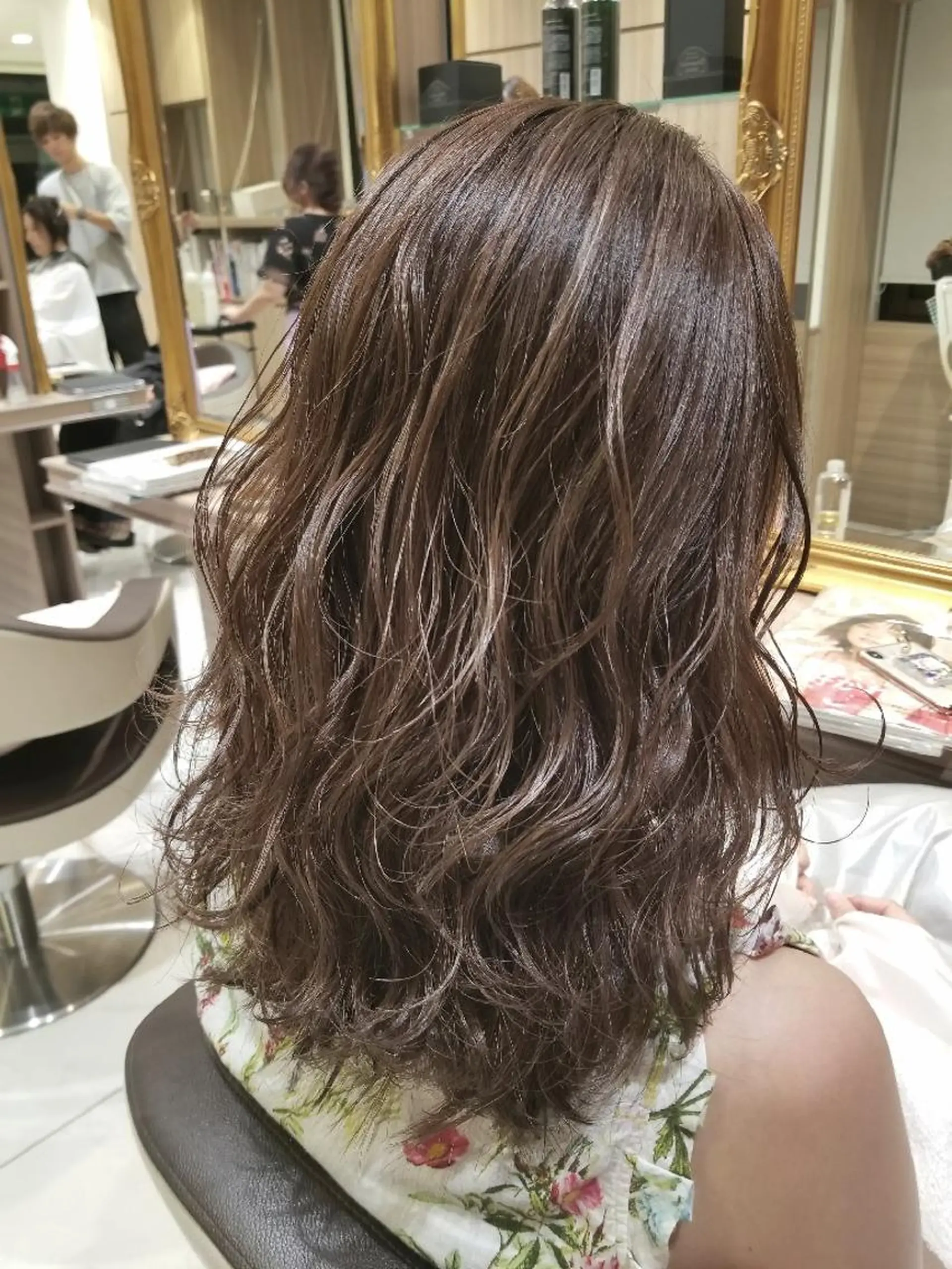 セミロング Ash 店長　山下達也のヘアスタイル