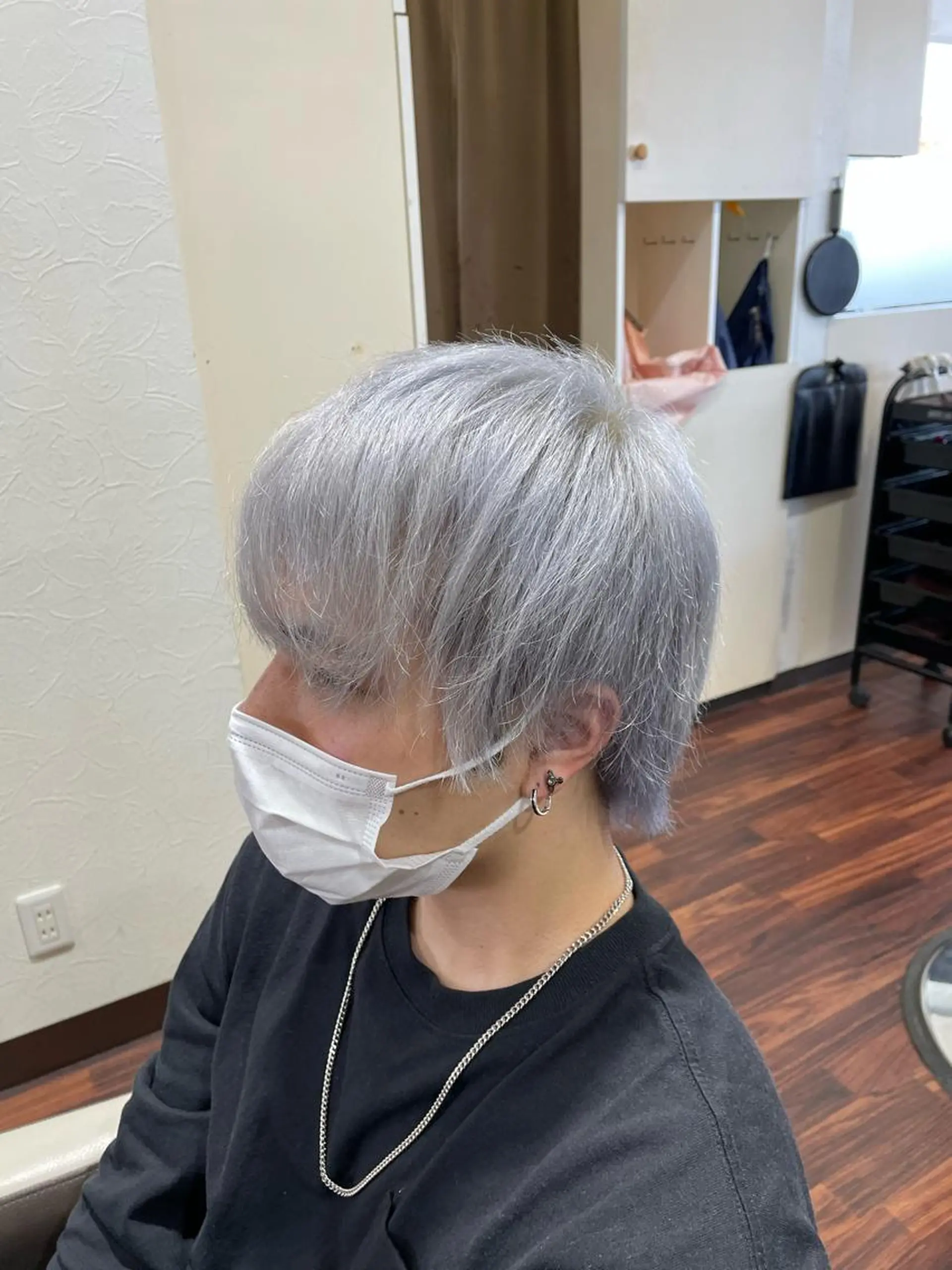 ショート カラー ブルーカラー シルバー 浦和指名率No.1 ショート特化美容師のヘアスタイル