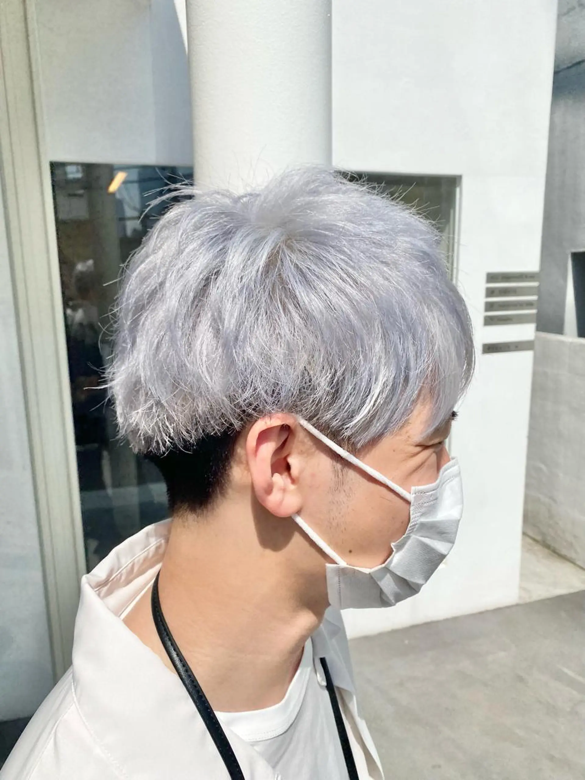 カラー メンズ メンズブリーチ ブリーチ シルバー ホワイトシルバー ハイトーン×似合わせ 🌱中川慎之介のヘアスタイル