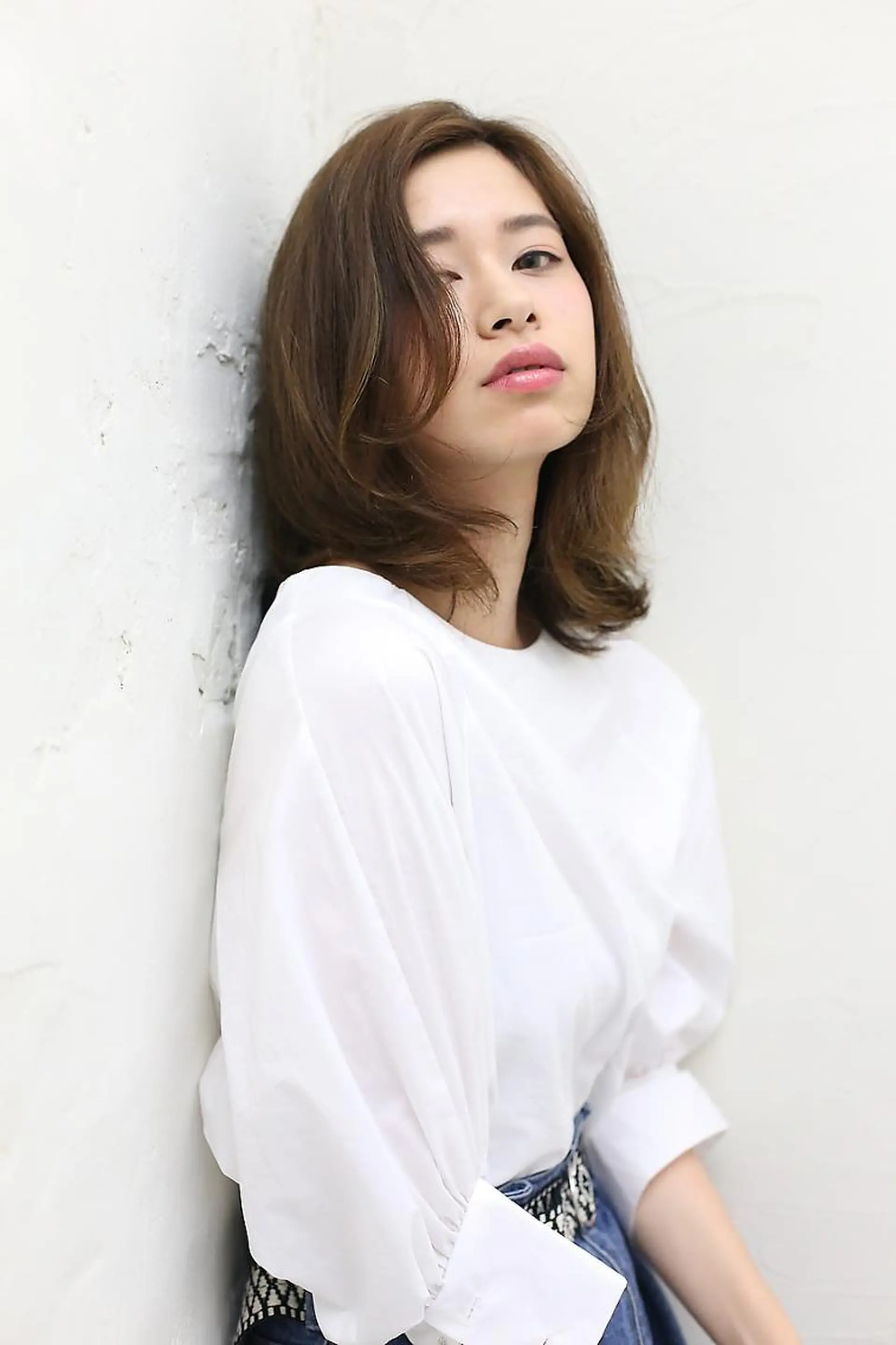 ミディアム 小林 永佳のヘアスタイル