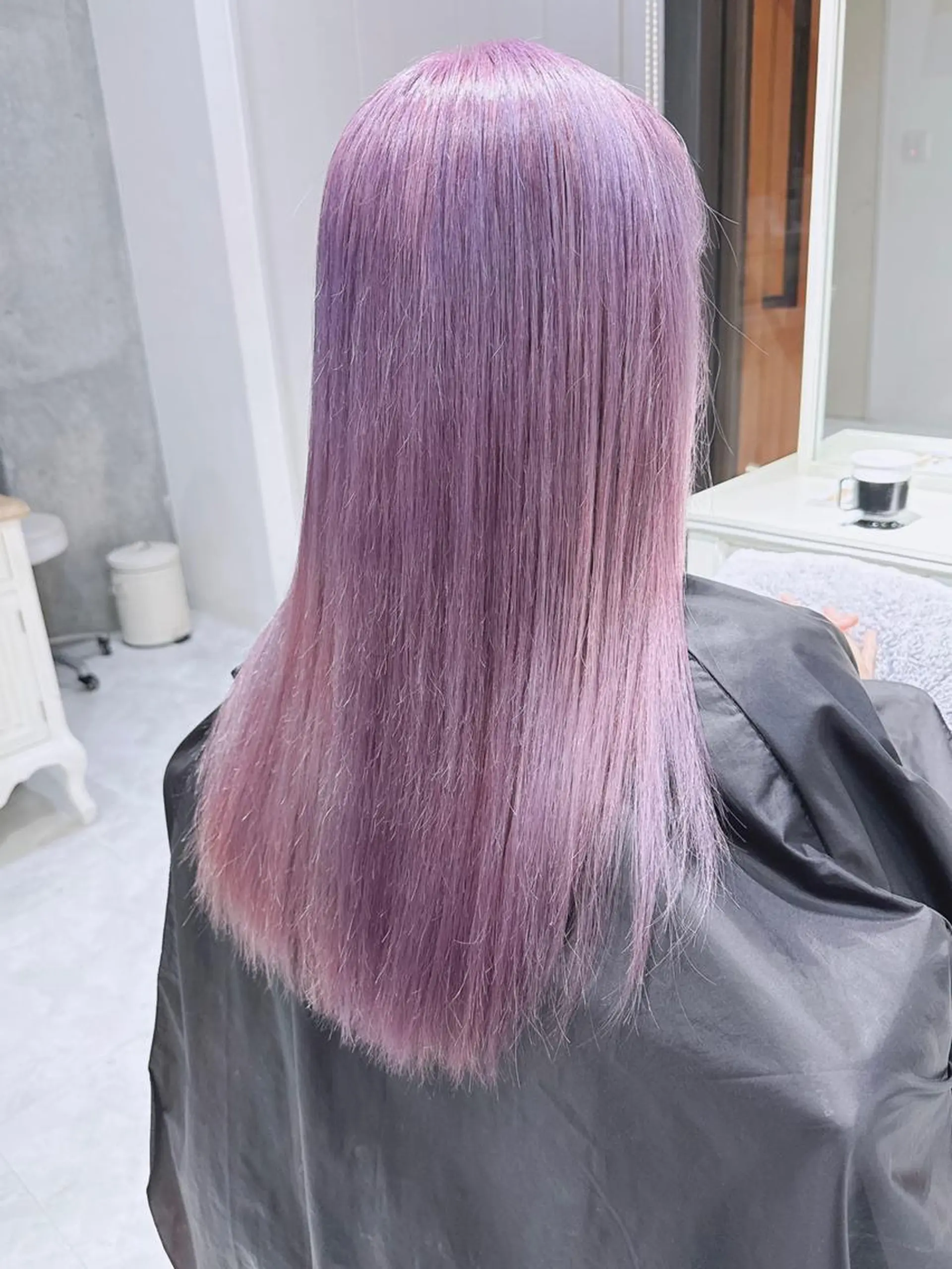 ロング ヘアアレンジ カラー ハイトーンカラー パープルカラー Days 透明感カラーのヘアスタイル