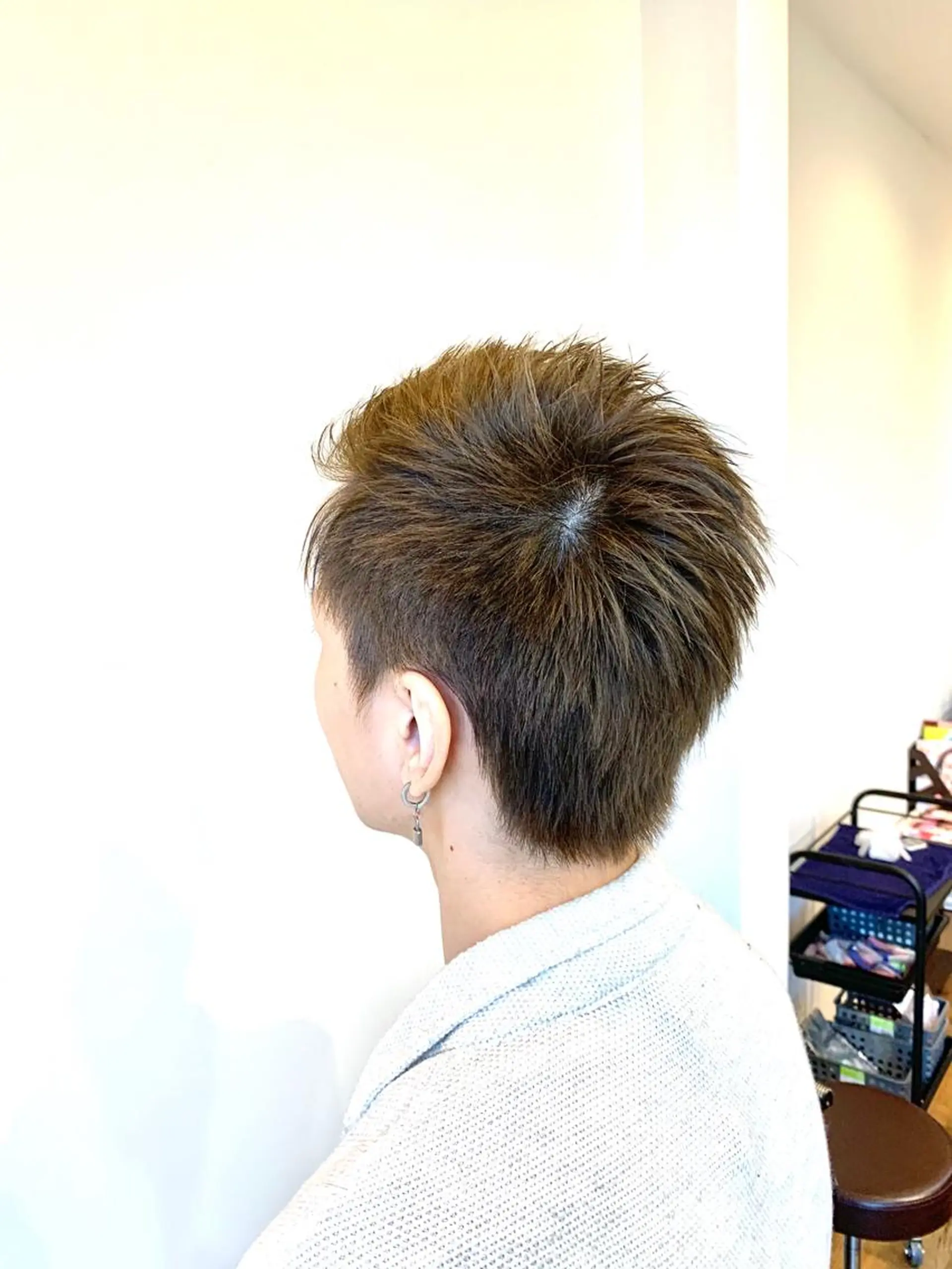 メンズ アップバング メンズウルフカット ウルフカット 不動令 認定カラーリストのヘアスタイル