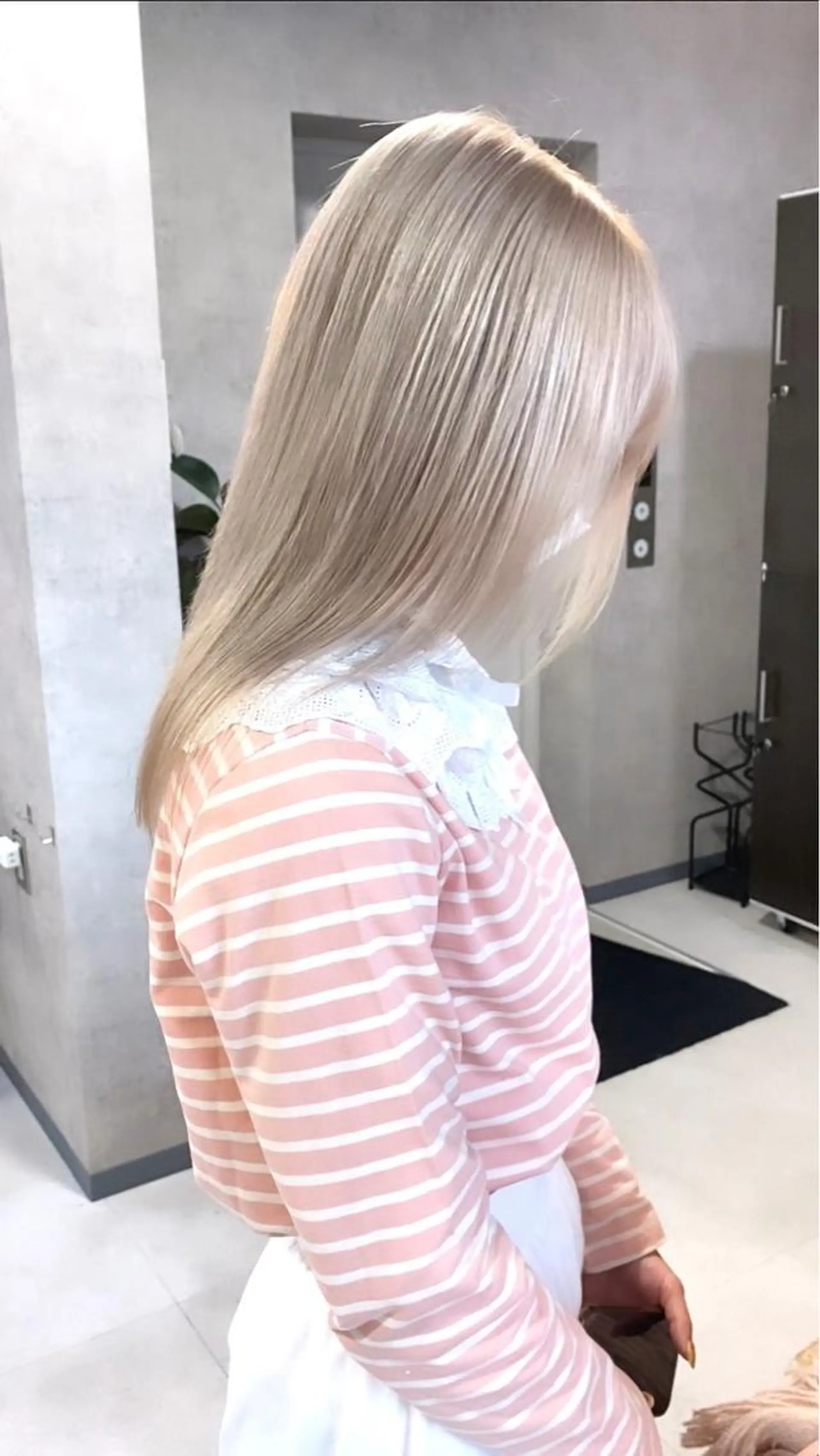 カラー ベージュカラー ブロンド 藤田 清志のヘアスタイル