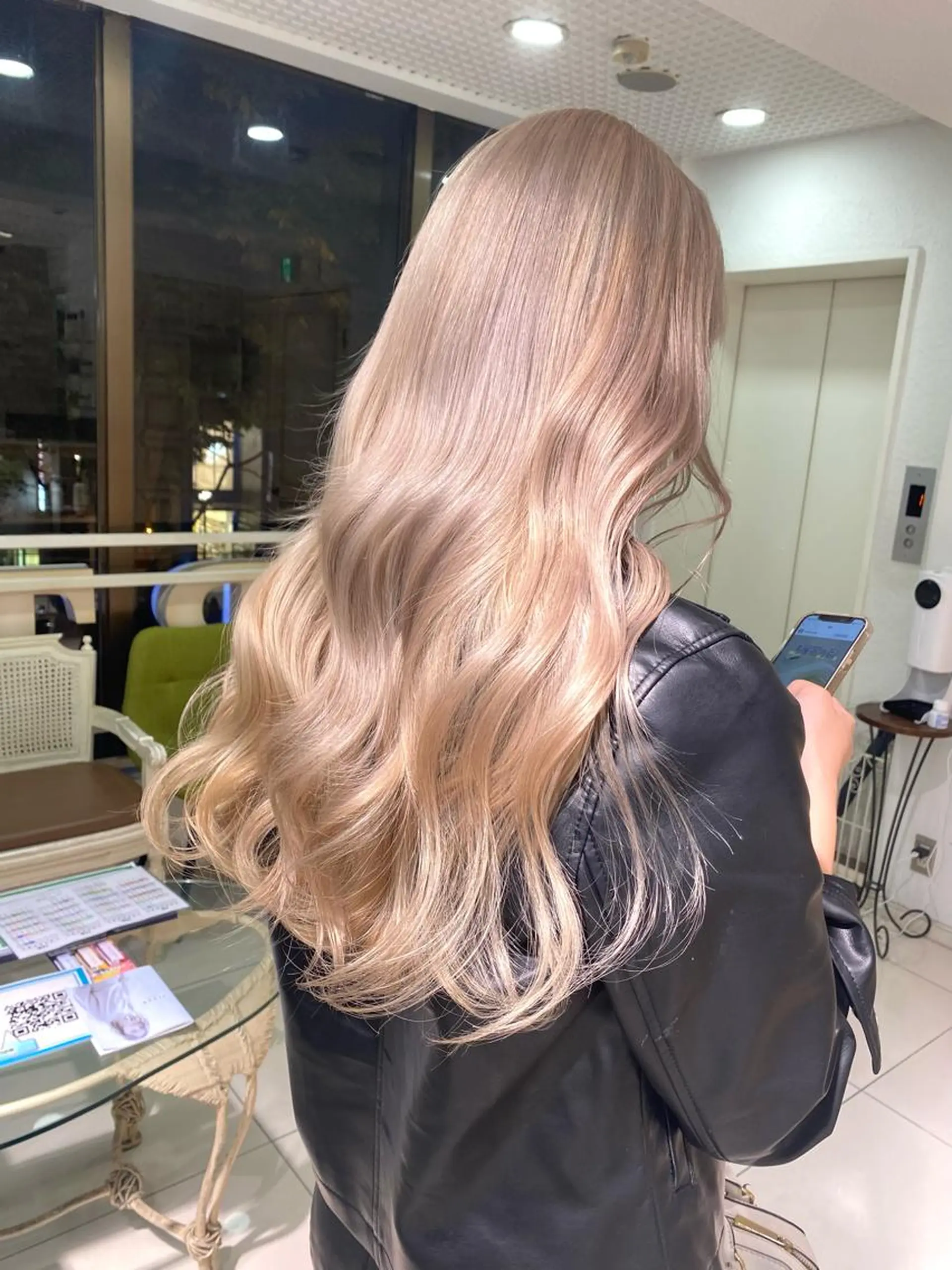 ロング カラー ヘアアレンジ 透明感カラー 古山 結季🌙🖤のヘアスタイル