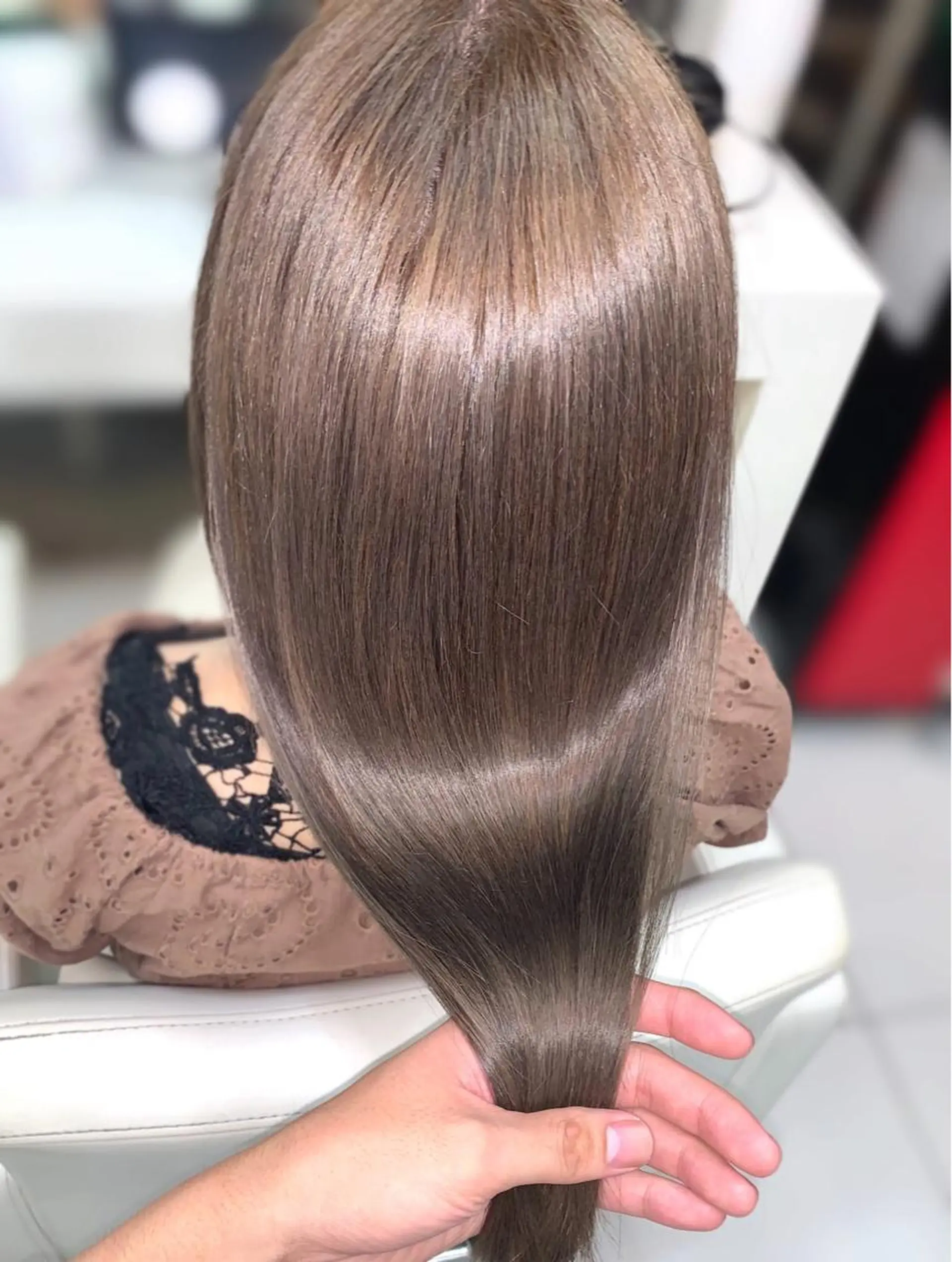 セミロング カラー パーマ ヘアアレンジ メンズ キッズ ネイル マツエク・マツパ アクアカラー グレージュ カーキグレージュ カラーマツエク トリートメント 30代からの上質な ヘアケア  大西のヘアスタイル