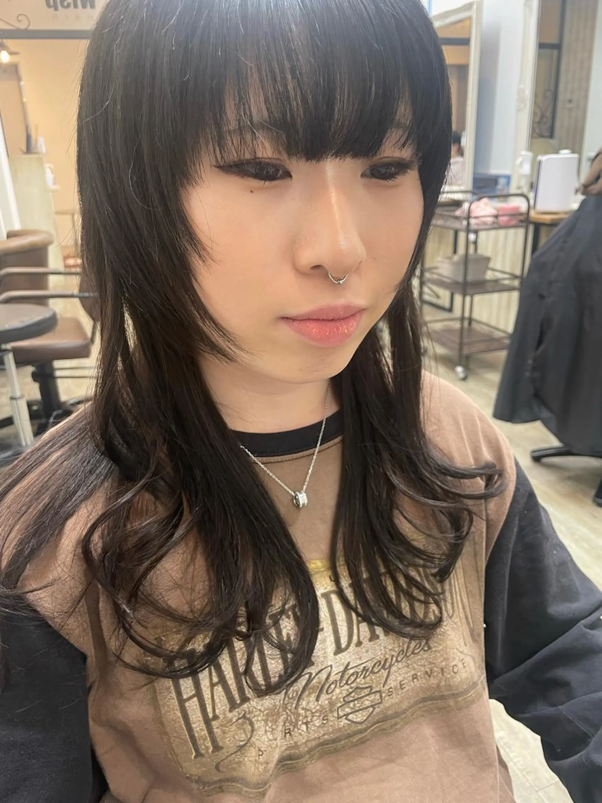 ミディアム ウルフカット 田中 由紀のヘアスタイル