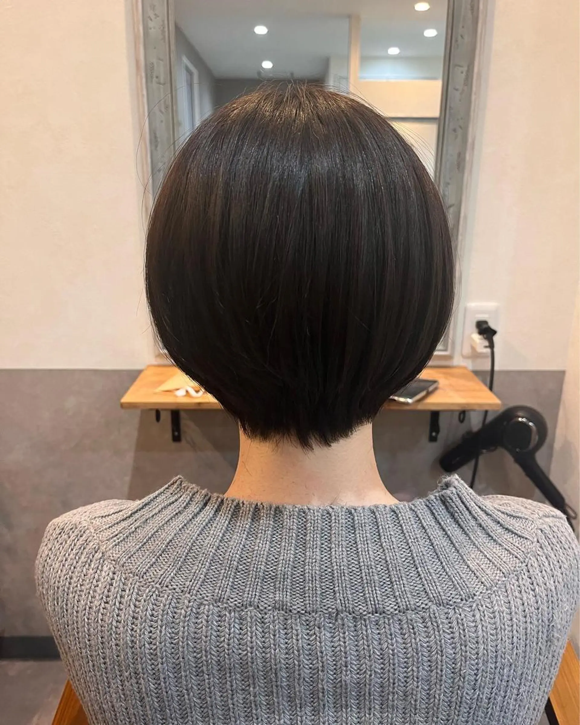 ショート ショートヘア 小松崎 紅見子のヘアスタイル
