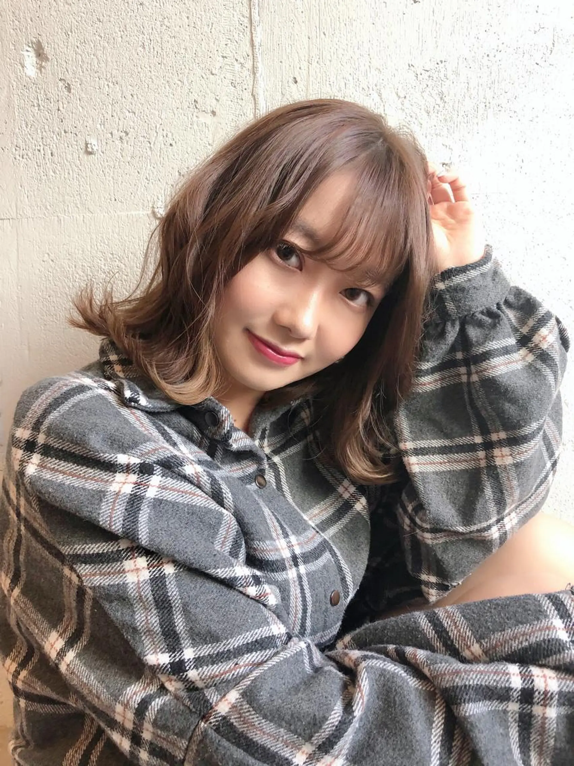 ミディアム カット ヘアカラー トリートメント あらき ちさとのヘアスタイル