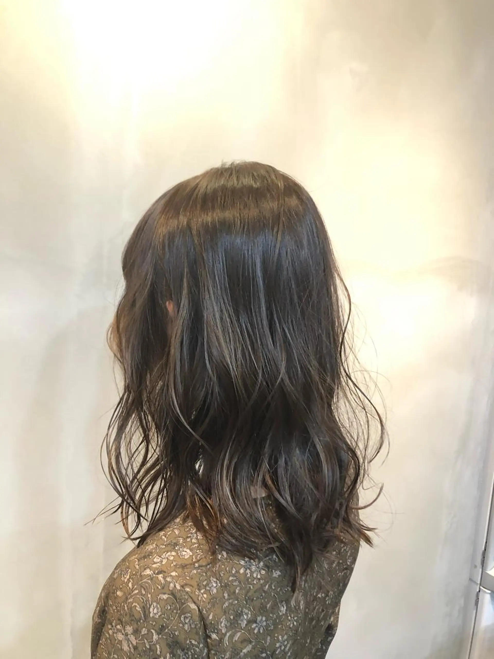 ミディアム カラー ハイライトカラー ハイライト Sail 【セイル】のヘアスタイル