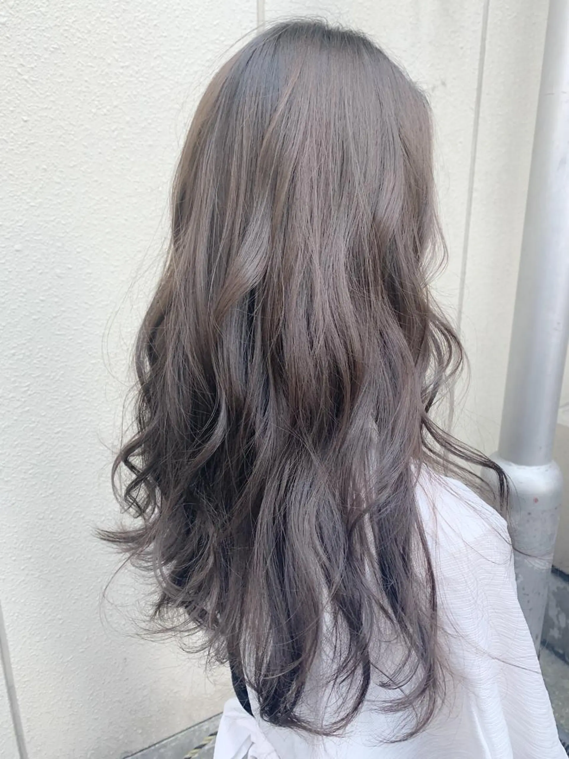 カラー 透明感カラー グレージュ 松永 麻希のヘアスタイル