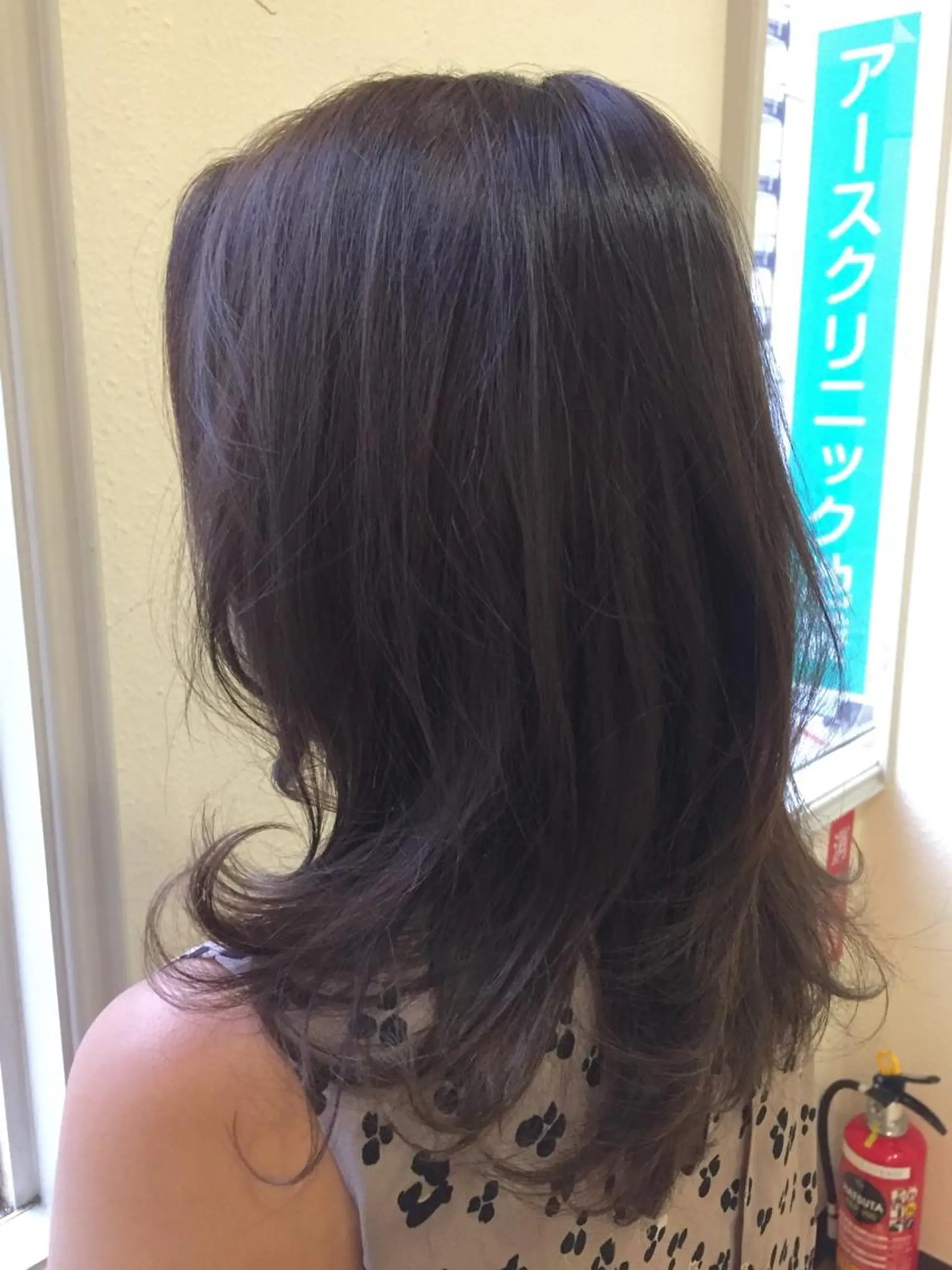 セミロング カラー クボキ サヤのヘアスタイル