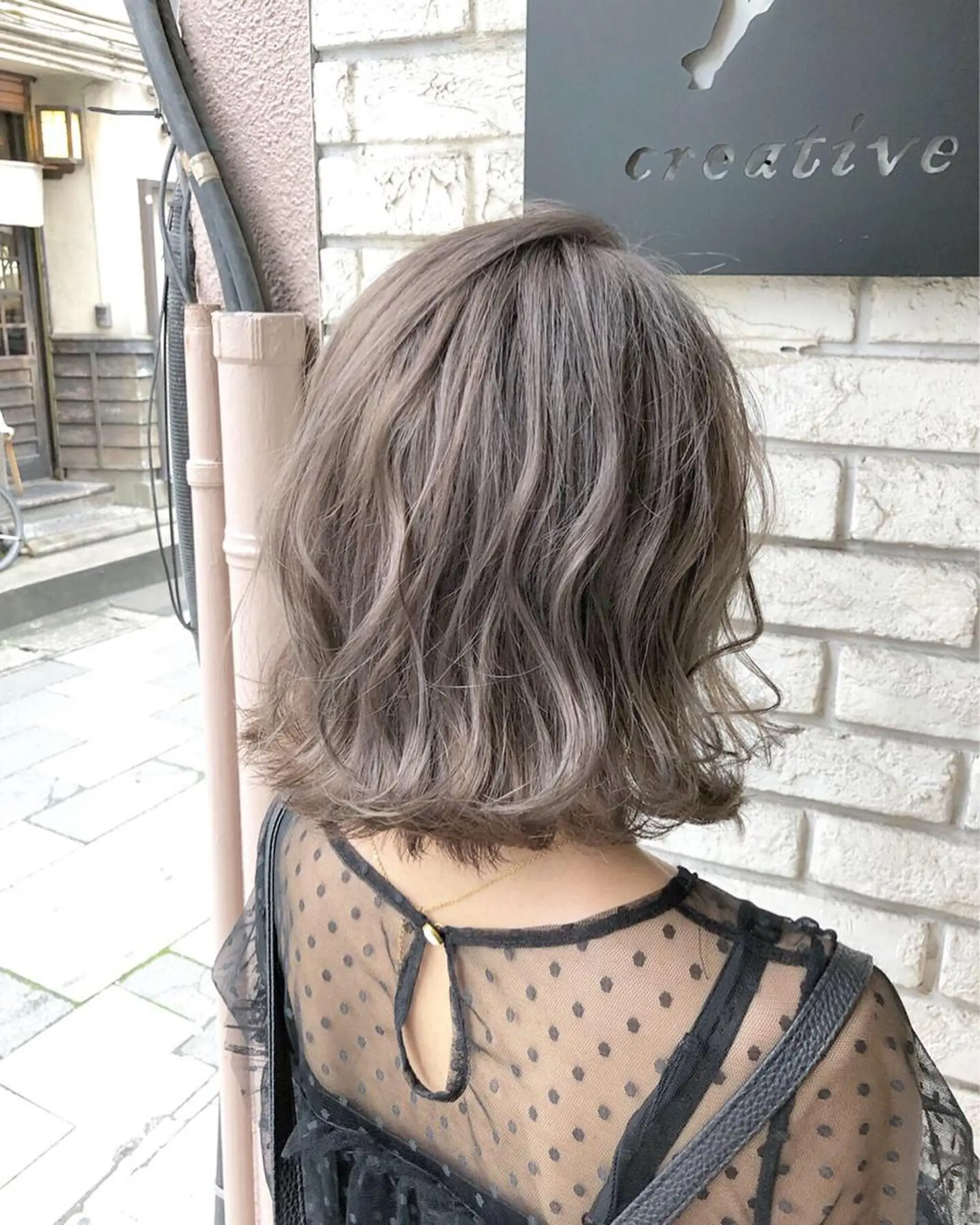 ミディアム ヤマグチ ヒカルのヘアスタイル