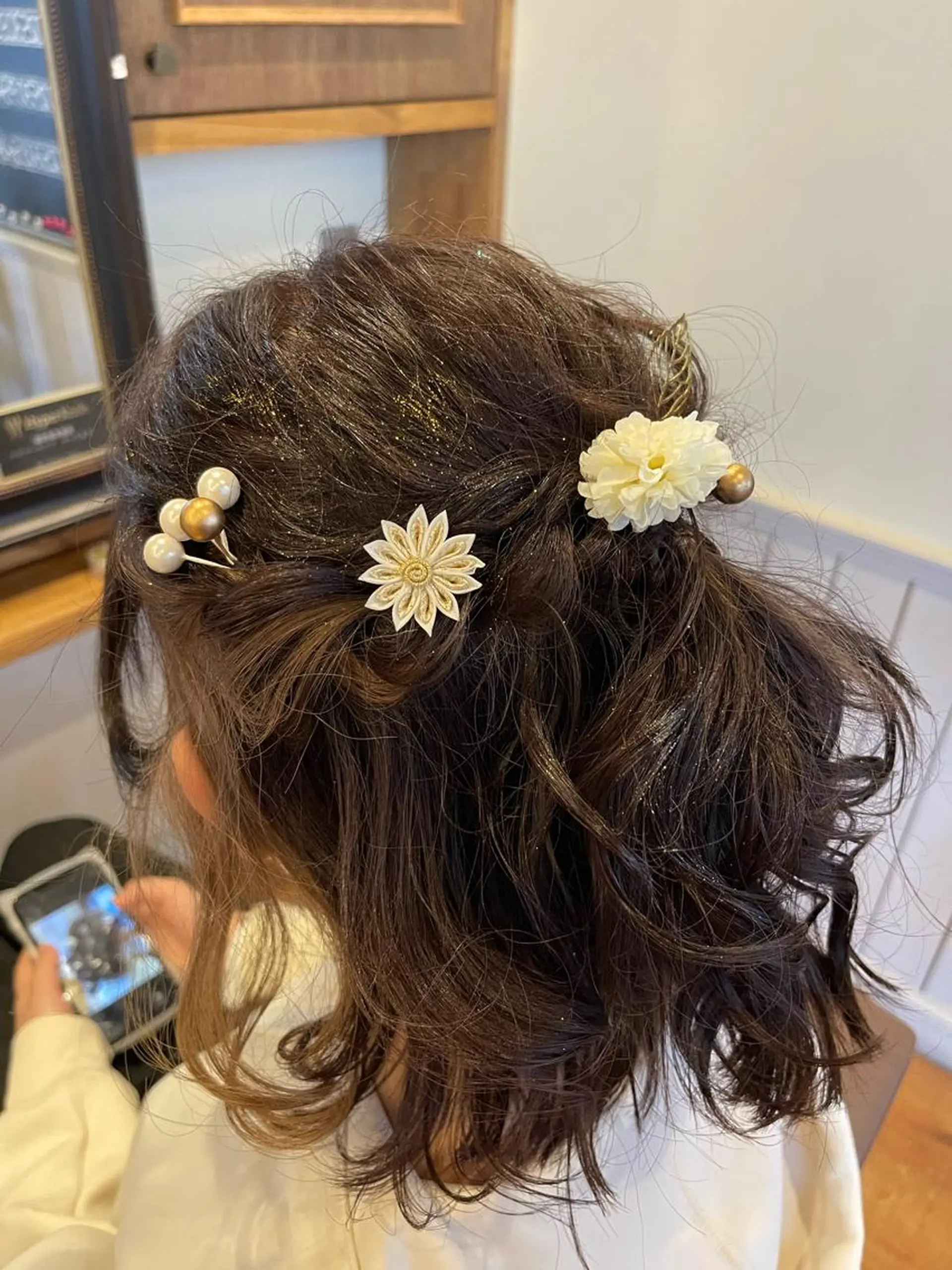 ミディアム カラー ヘアアレンジ 卒業式のヘアスタイル 🇰🇷 韓国ヘア/ sumire 🫧のヘアスタイル