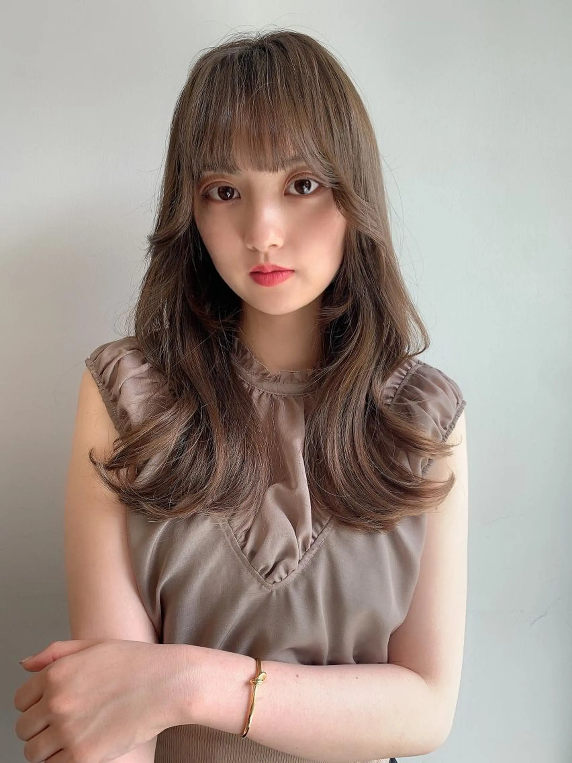 セミロング カラー カット ヘアカラー トリートメント ヘッドスパ ヘアセット 透明感/オリーブ/ グレージュ/YUKAのヘアスタイル