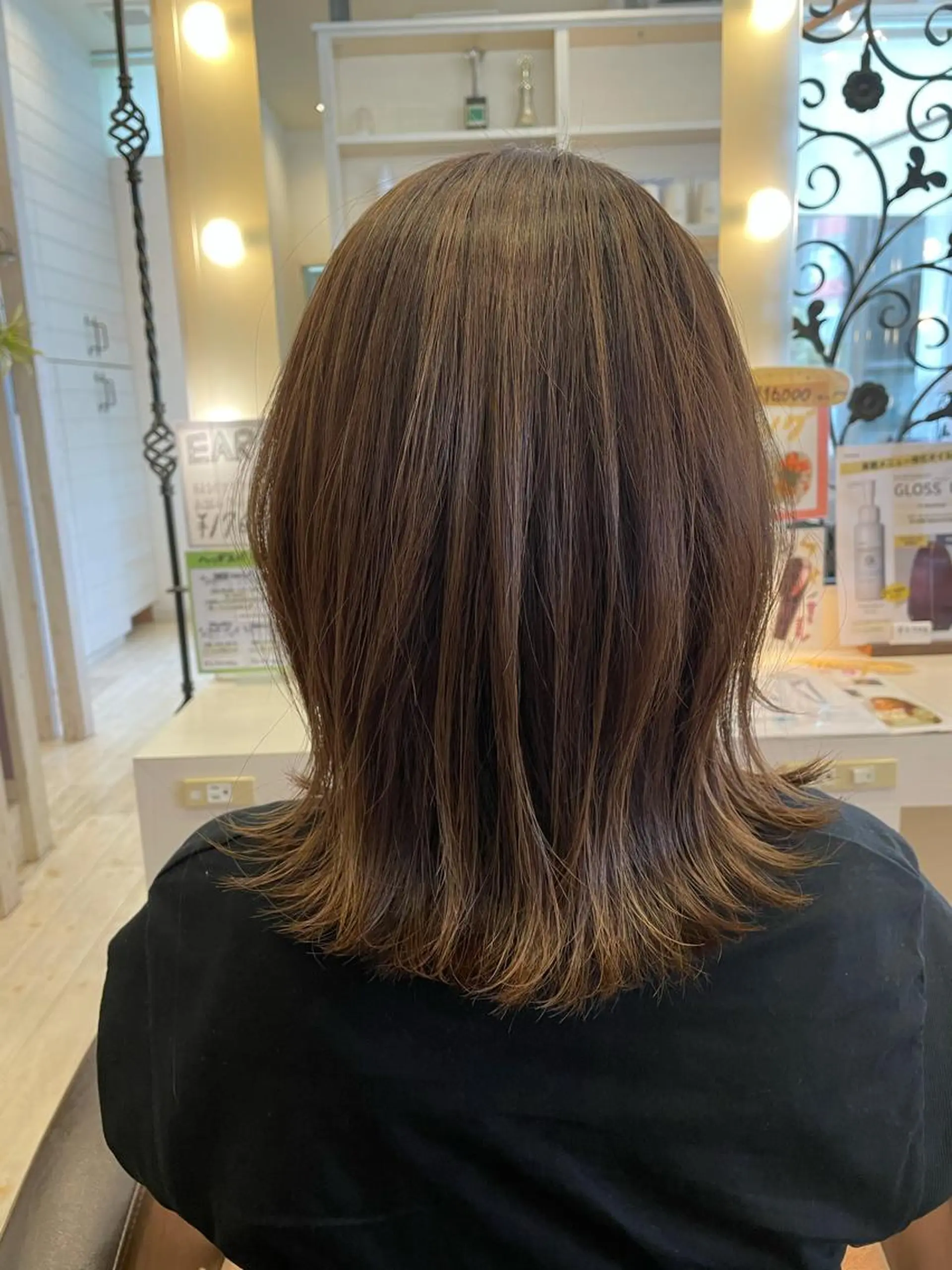 セミロング カラー ベージュカラー レイヤーカット 東恩納 誠のヘアスタイル