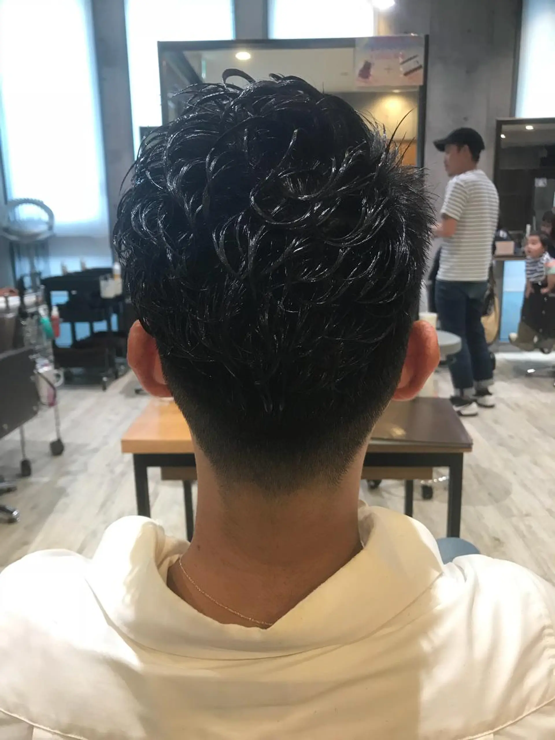 ミディアム カラー パーマ ヘアアレンジ メンズ キッズ ネイル マツエク・マツパ メンズブリーチ ブリーチ カット 縮毛矯正 EnBlesS西宮 マンツーマン神道有基のヘアスタイル