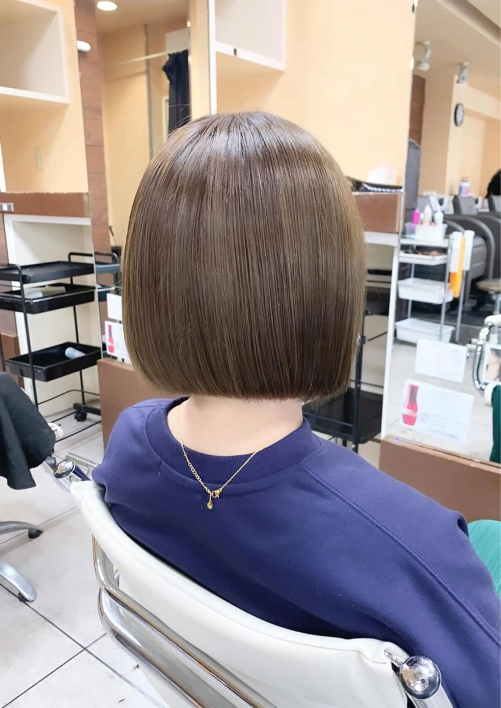 ショート ボブ ハイライト 🫧艶髪カラー🫧 森本くるみのヘアスタイル