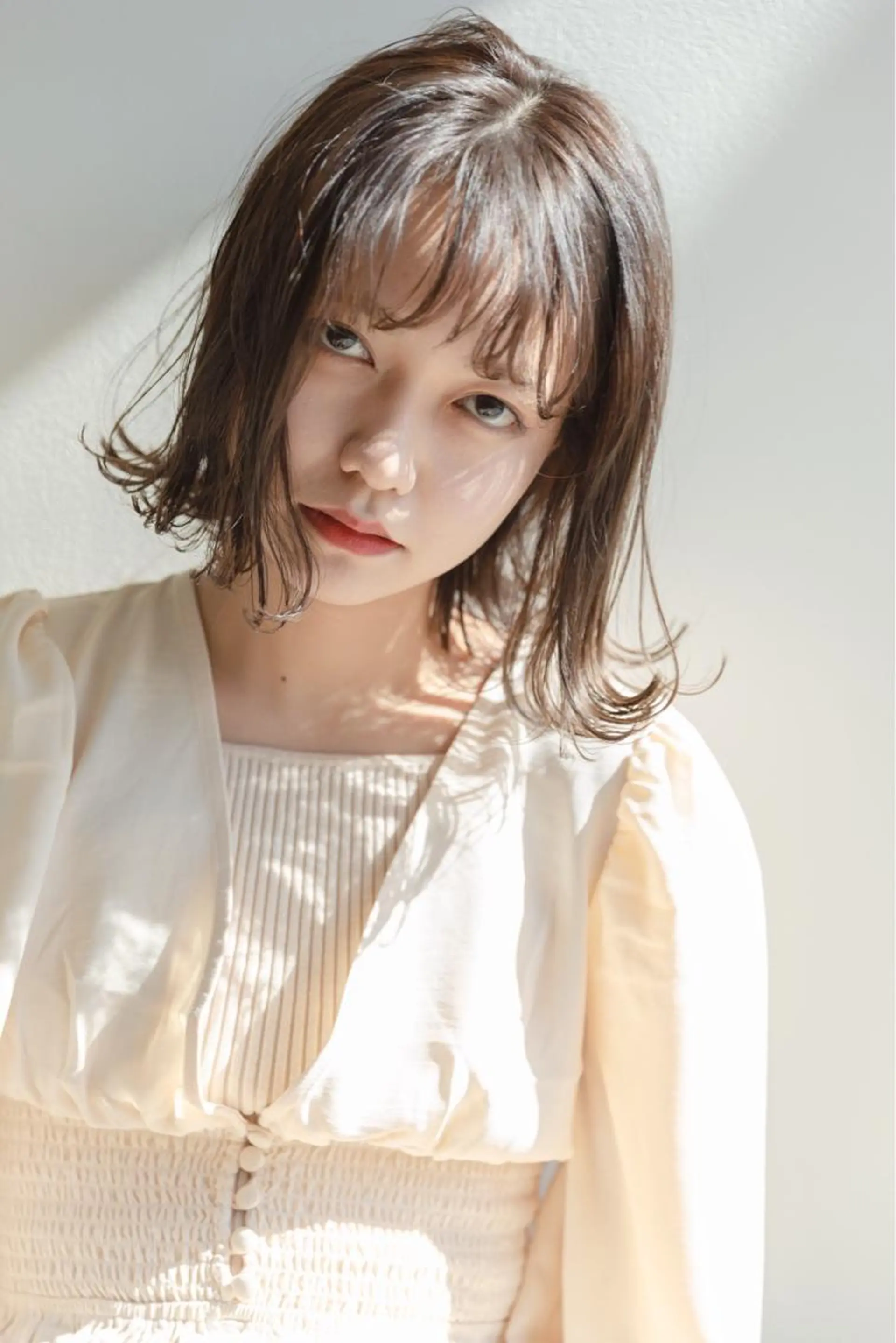 ショート カラー ツジガキ ユウスケのヘアスタイル