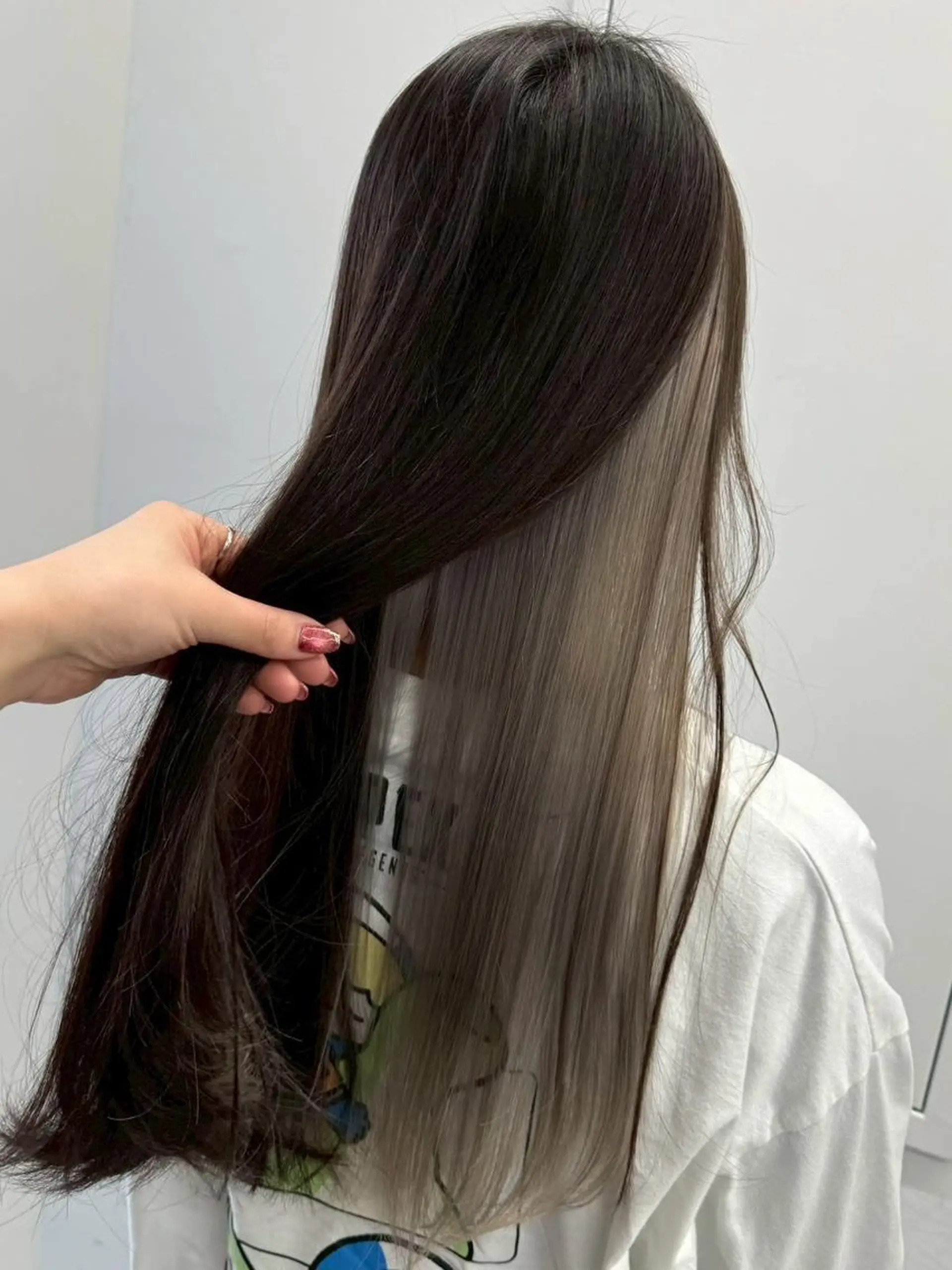 カラー ロング アディクシーカラー アッシュ ブルーカラー ダークアッシュ グレージュ 【公式】amble luxe 中野のヘアスタイル