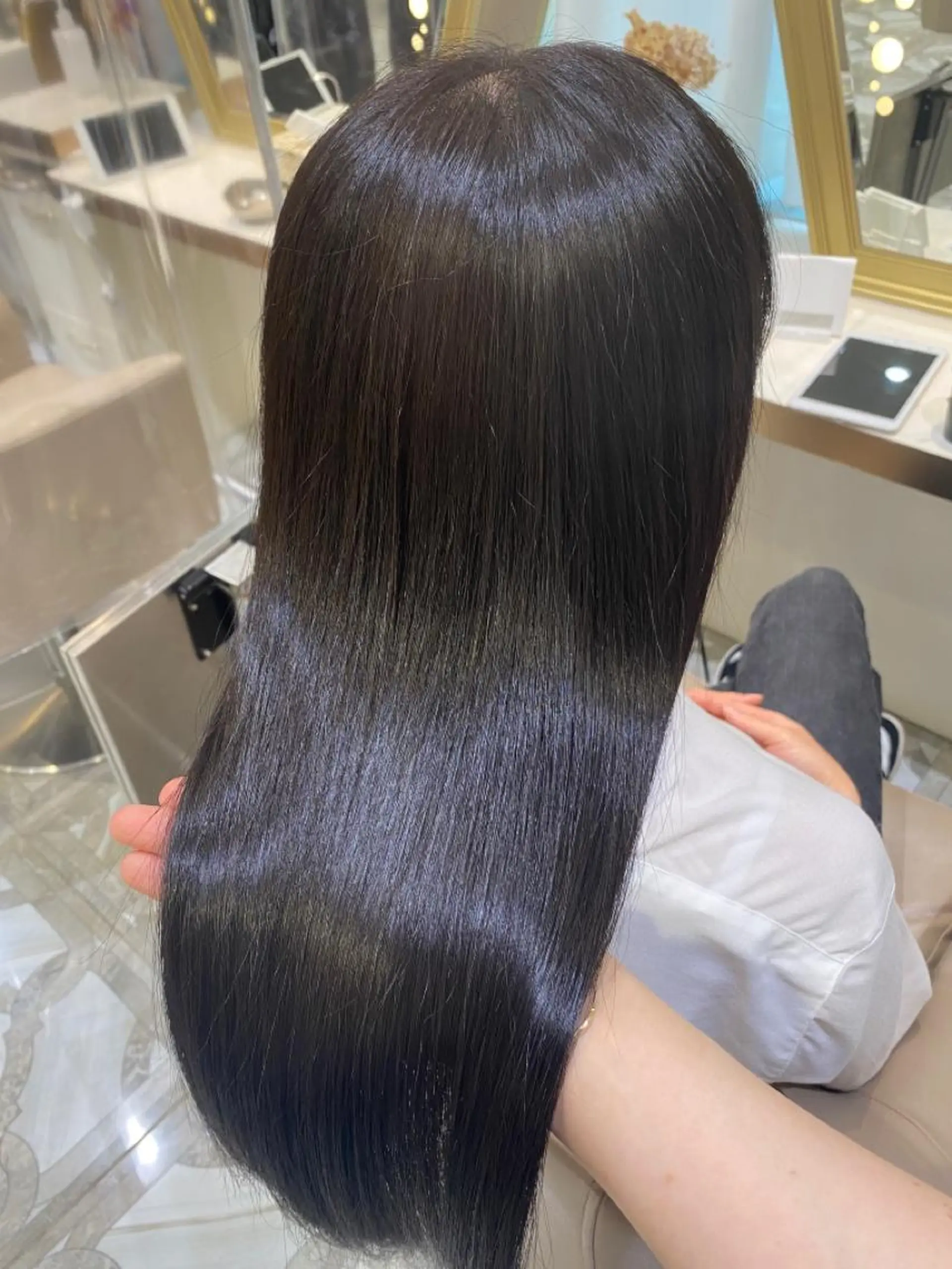 ロング カラー カット 縮毛矯正 トリートメント 💙美髪救世主💙 関華蓮のヘアスタイル