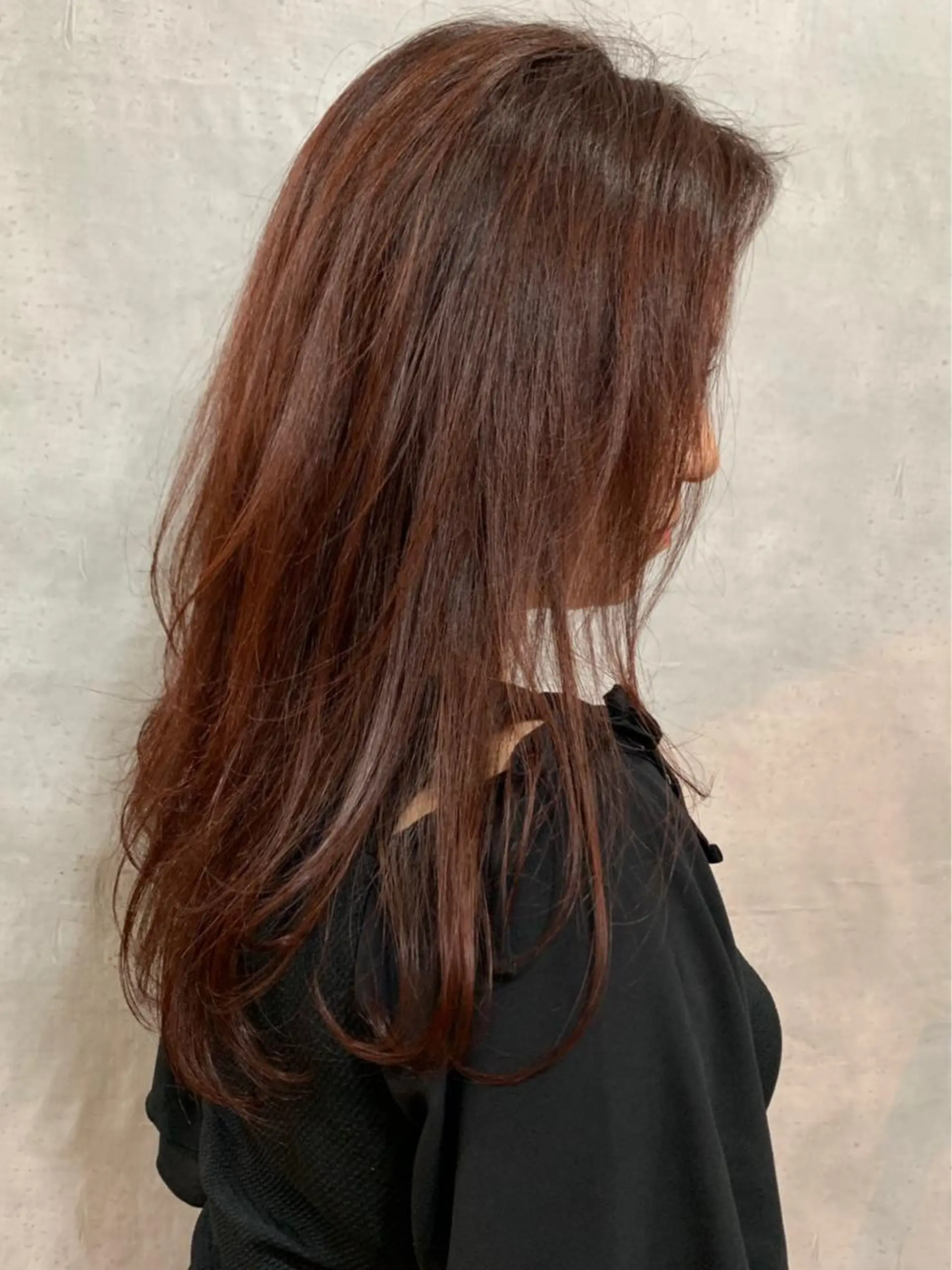 ロング カラー 白子 怜のヘアスタイル