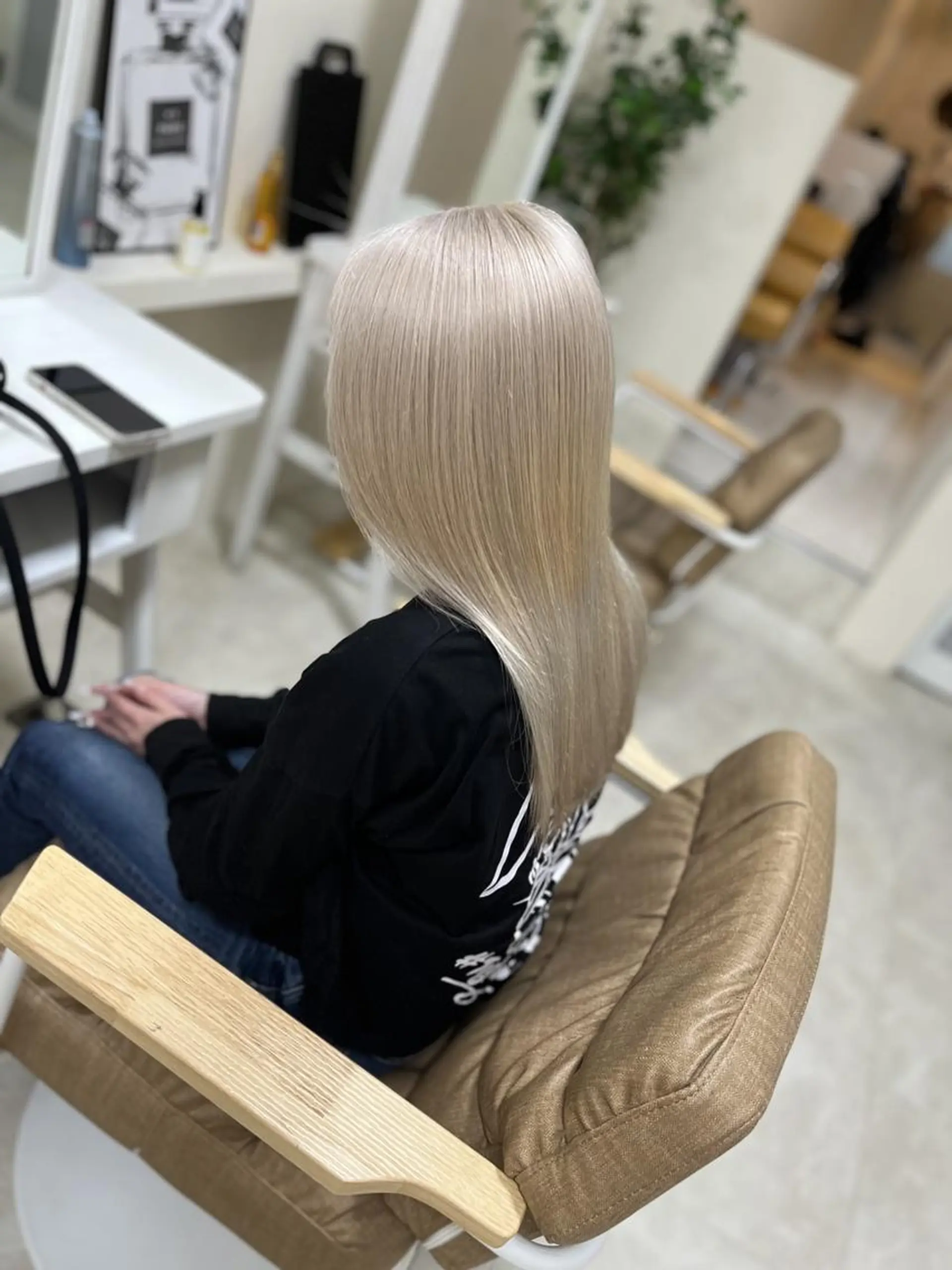 セミロング カラー ヘアカラー トリートメント ミルクティー量産💙 💙ブリーチ特化💙のヘアスタイル