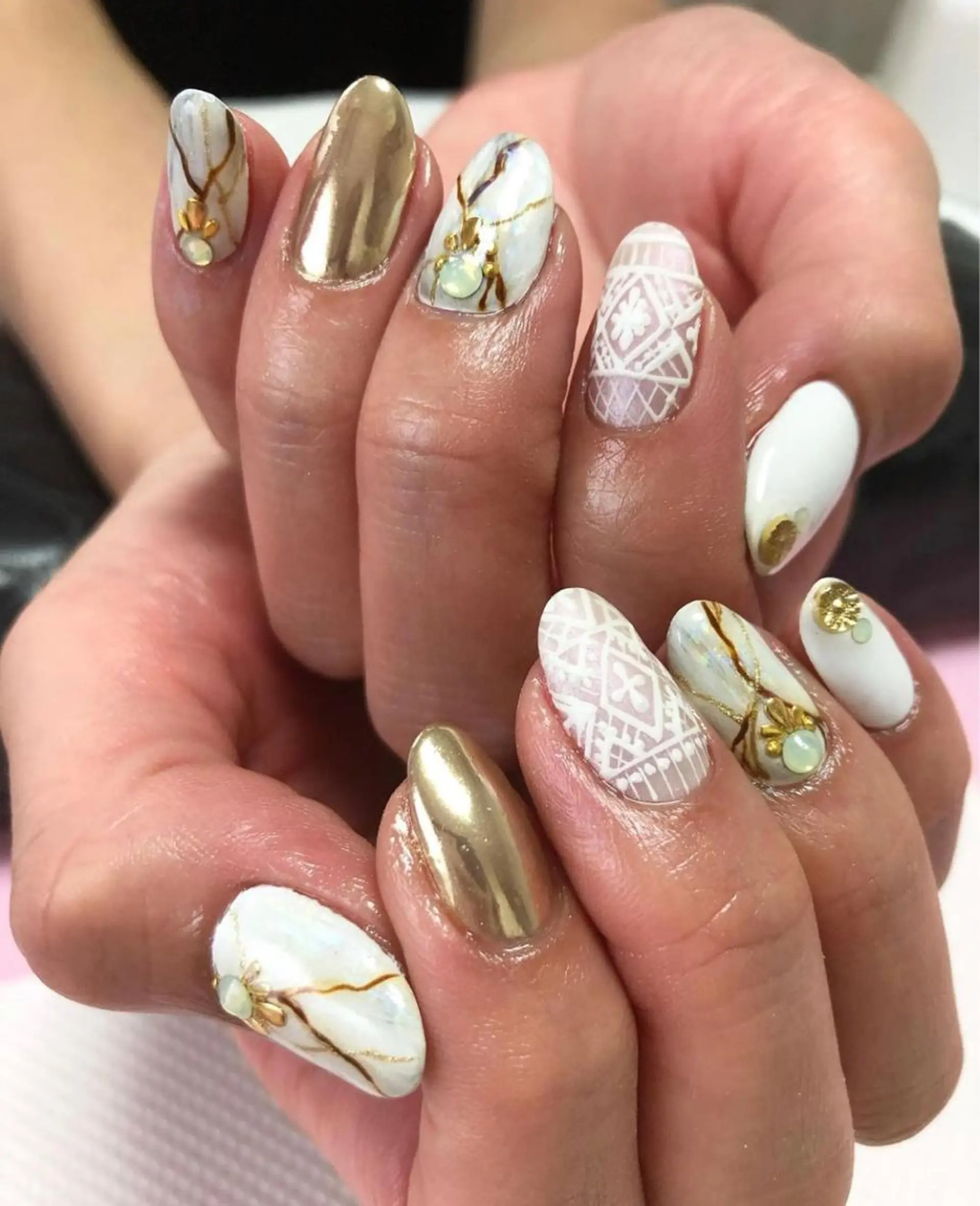ネイル アートネイル ミラーネイル Nailsalon Ｒ《喜多見3分》のネイルデザイン
