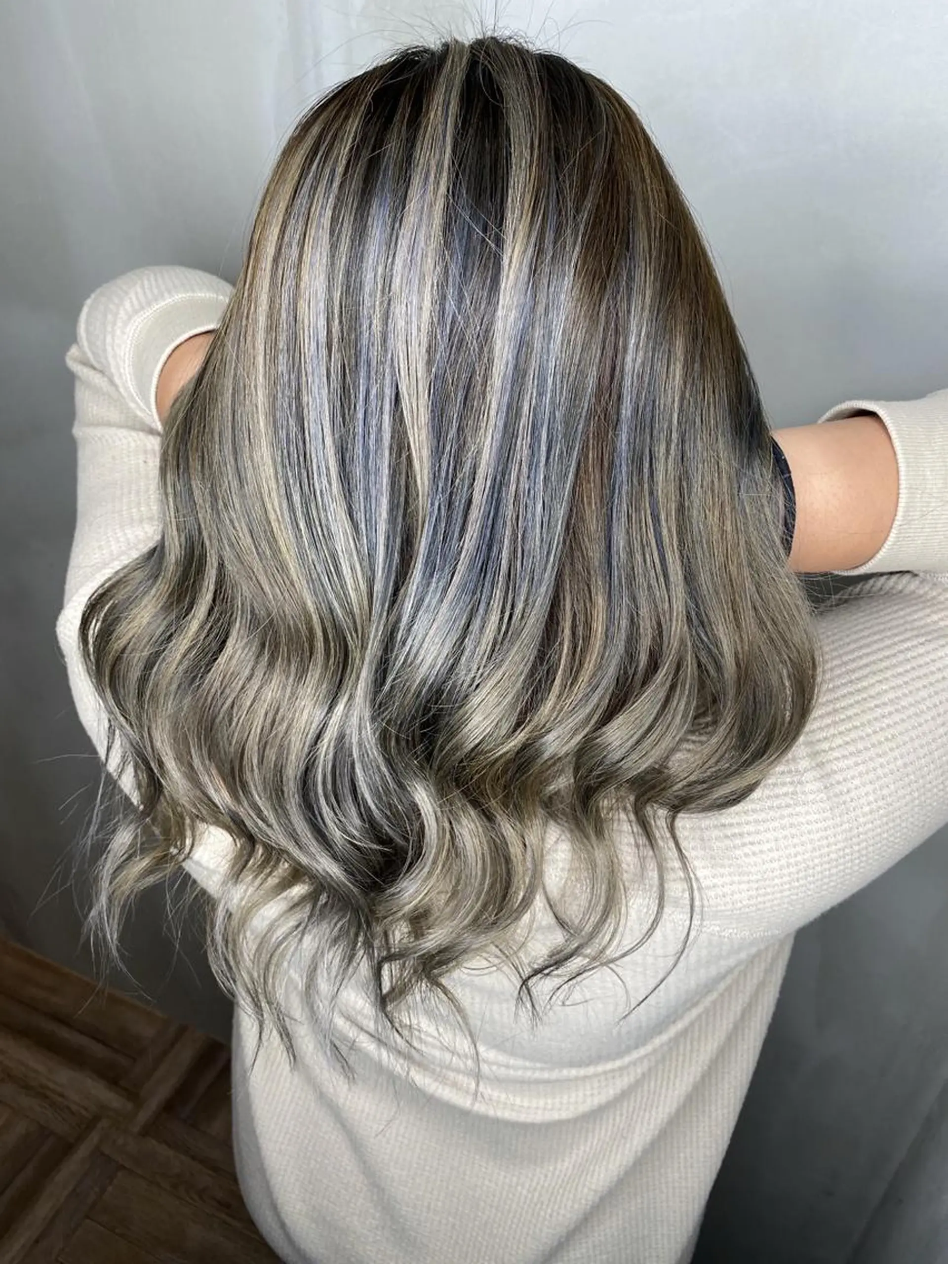 セミロング カラー ヘアアレンジ Belle hair Design青野大貴のヘアスタイル