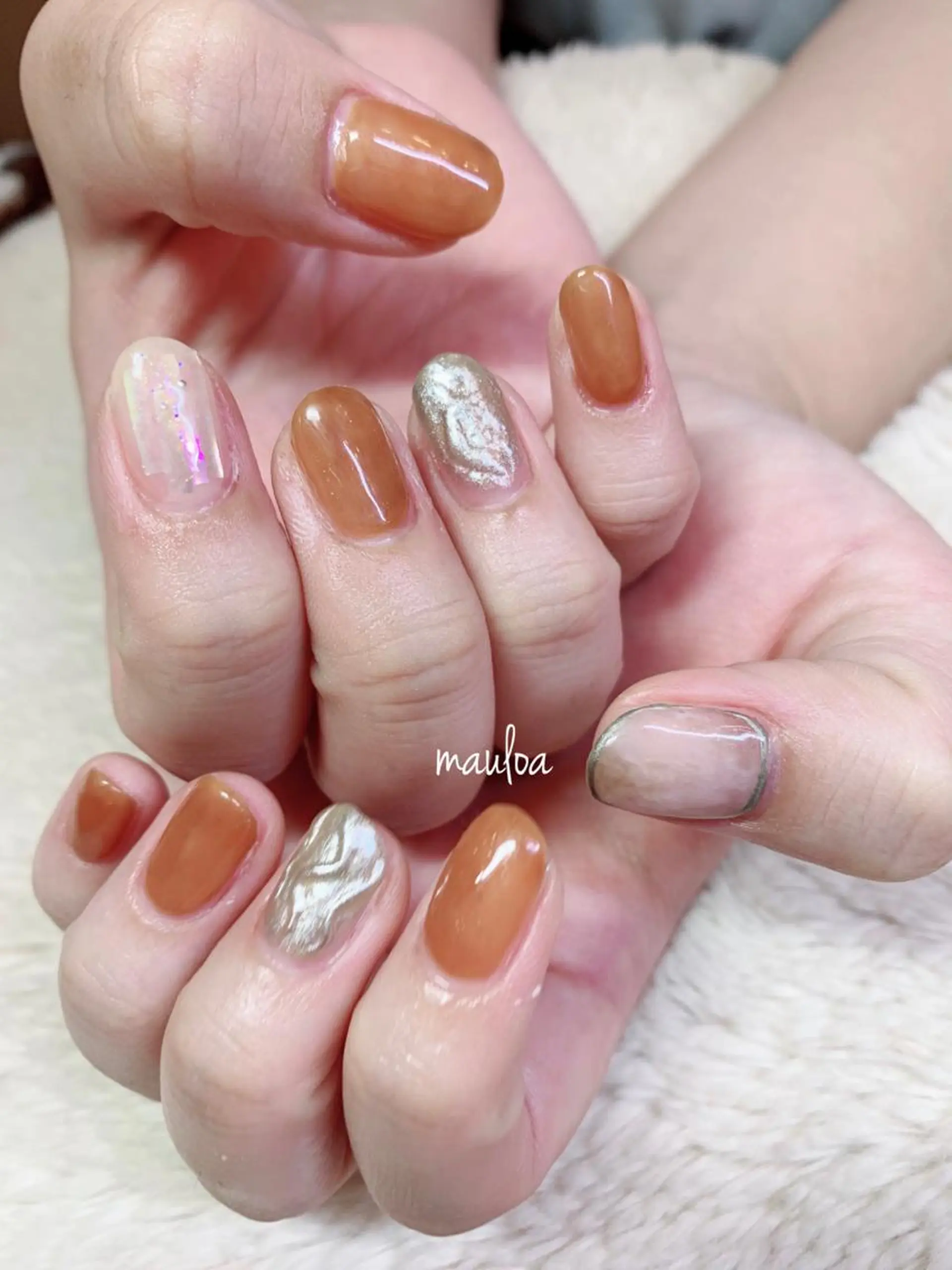 ネイル ニュアンスネイル シルバー pipi..所属・pipi ..のネイルデザイン