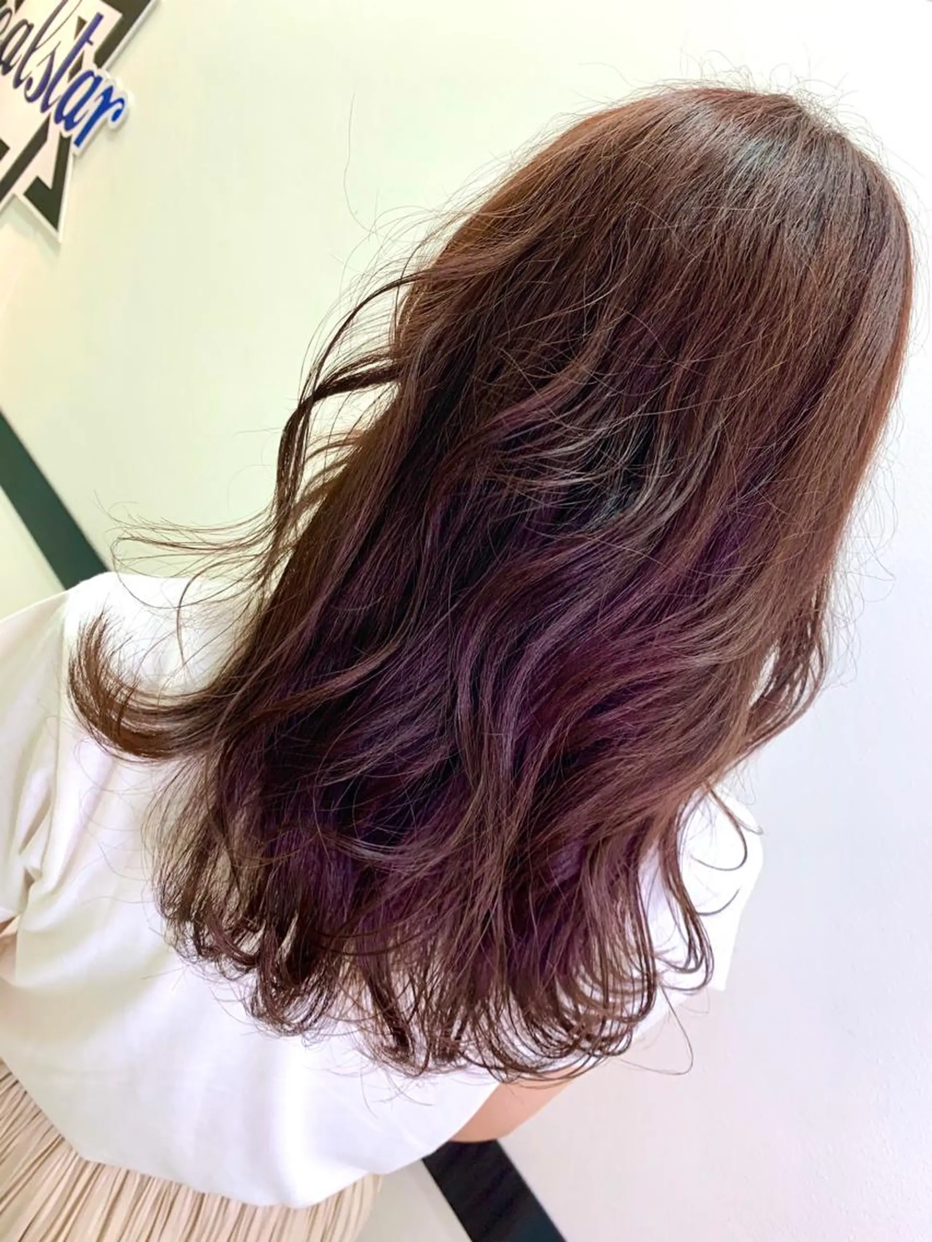 カラー Itsuki .のヘアスタイル