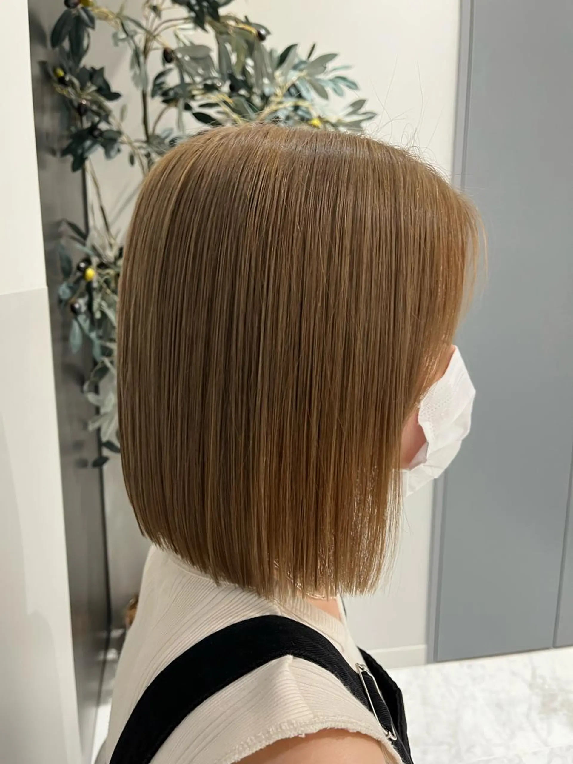 ショート ボブ aoi ♡グレージュ ・ベージュカラーのヘアスタイル