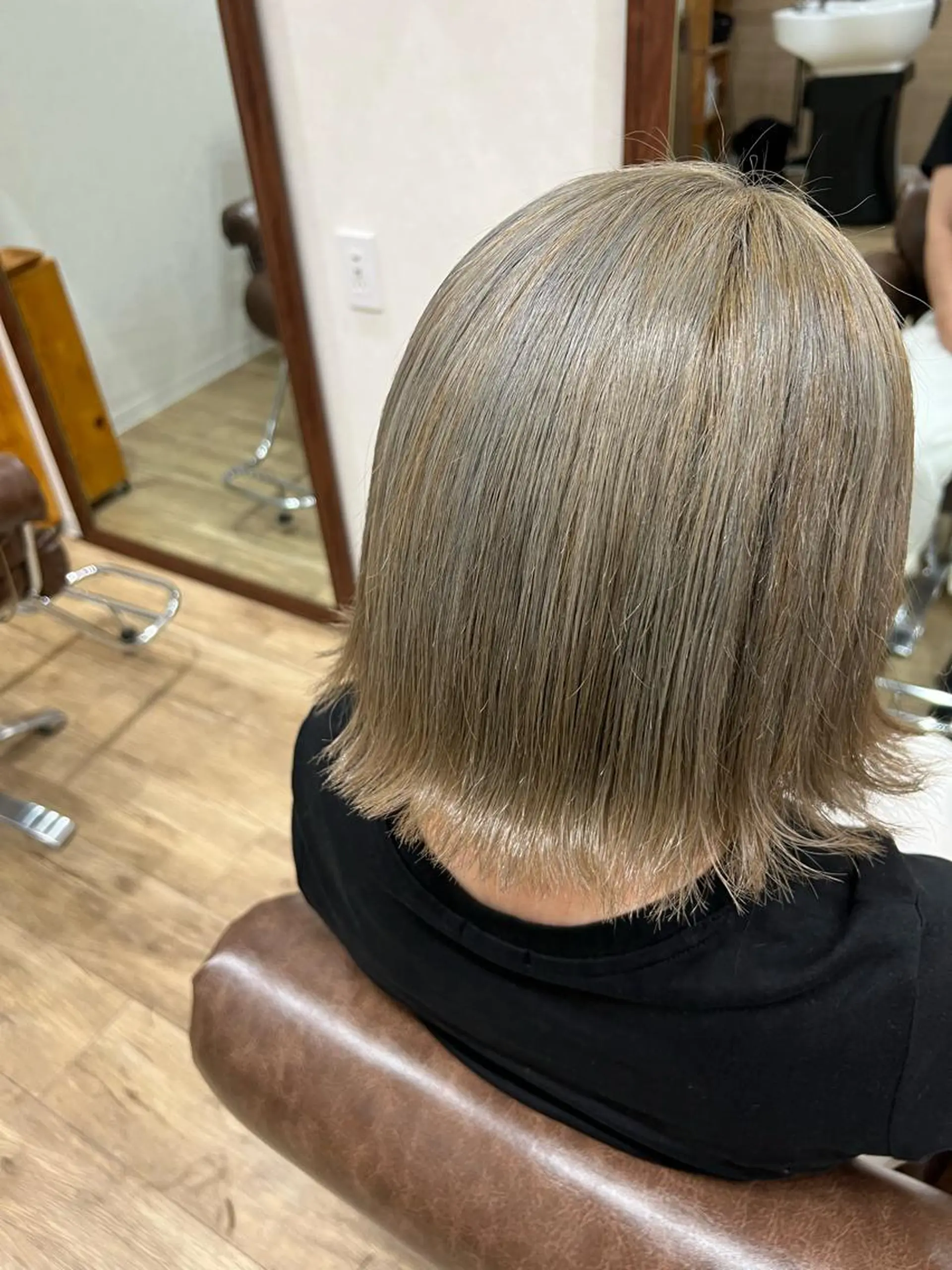 ミディアム カラー ベージュカラー ミルクティーベージュ 🍇おぐら めぐみ🍇のヘアスタイル