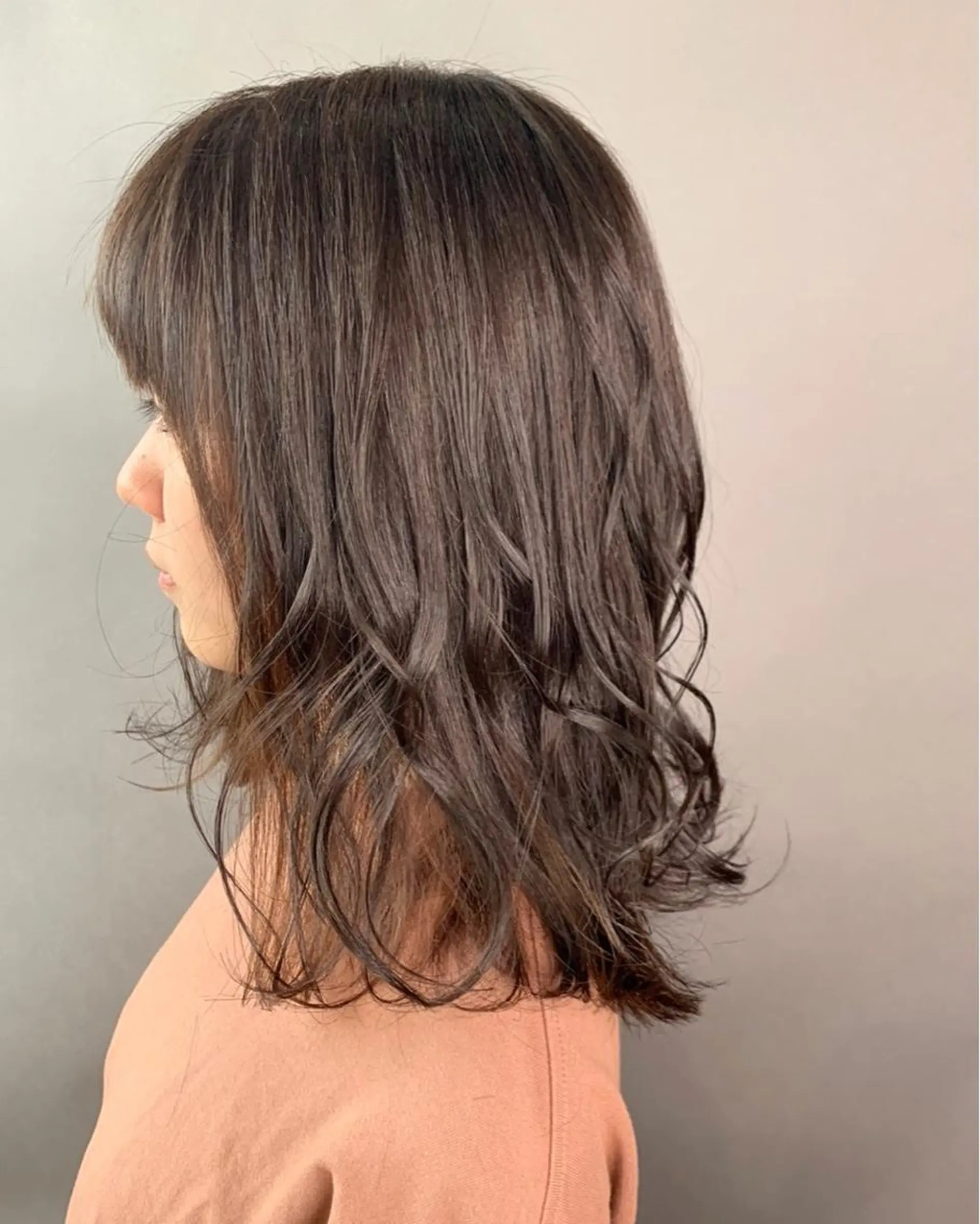 ミディアム カラー ヘアカラー 福森 みずきのヘアスタイル