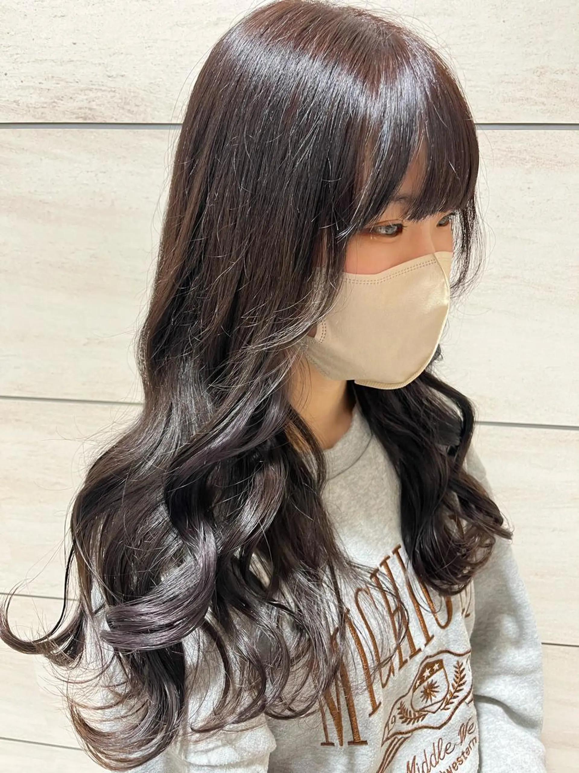 ロング カラー ベージュカラー noll【今池駅前】 池田碧花のヘアスタイル