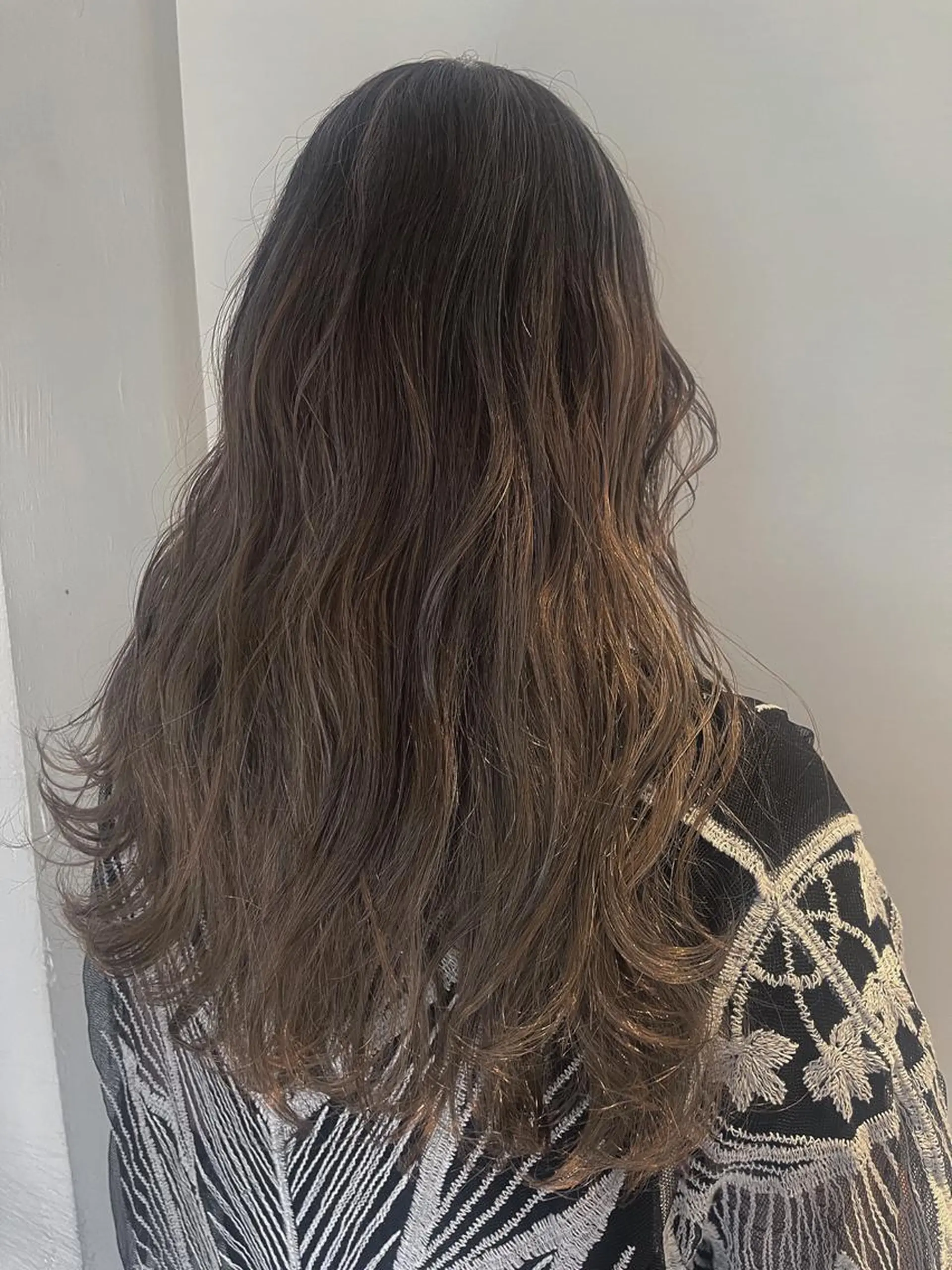 カラー バレイヤージュ ブリーチ ヘアカラー 🌱ONE003🌱 原田涼香のヘアスタイル