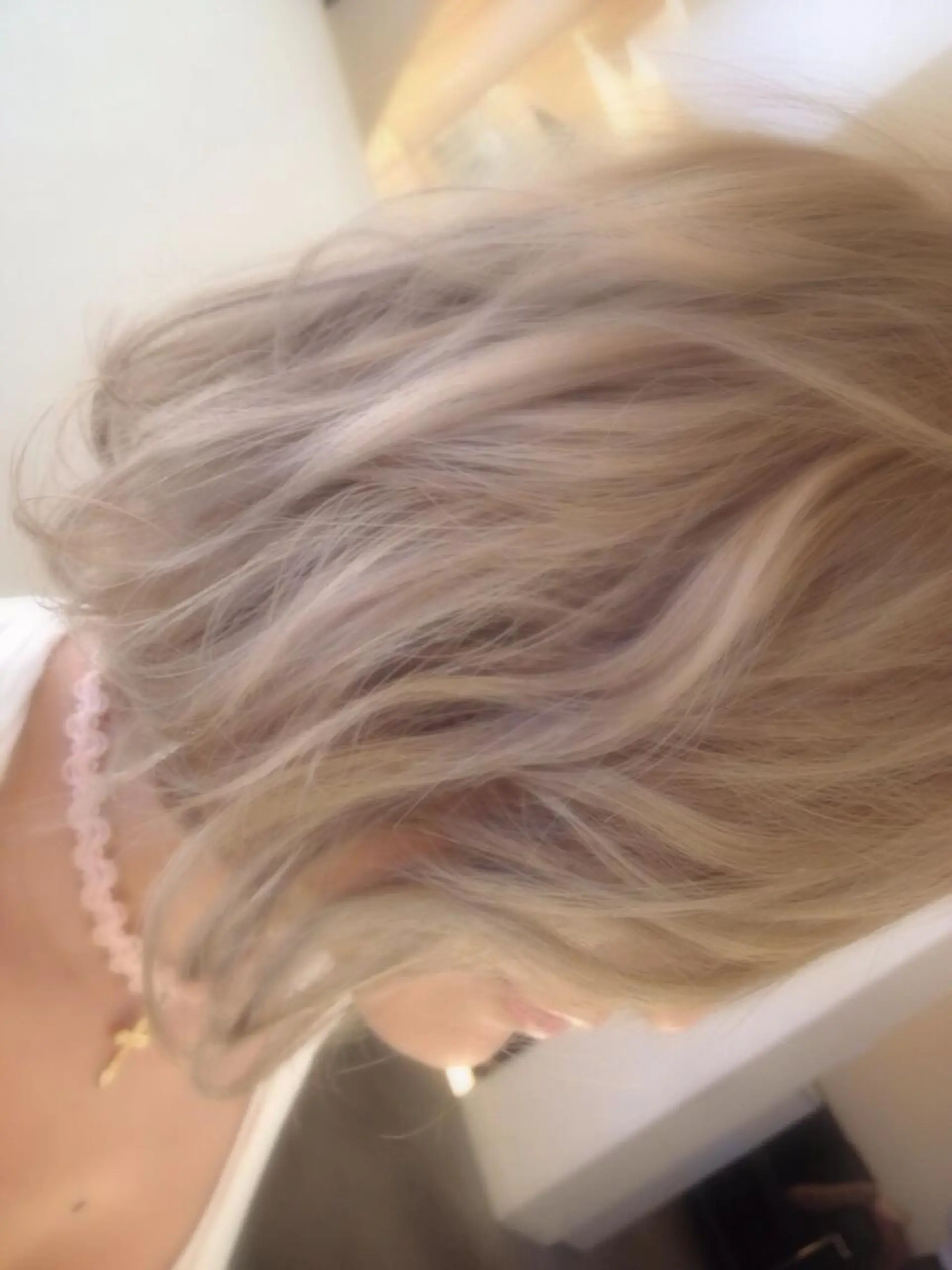 ショート ミディアム カラー 上原 聡良(akira)のヘアスタイル