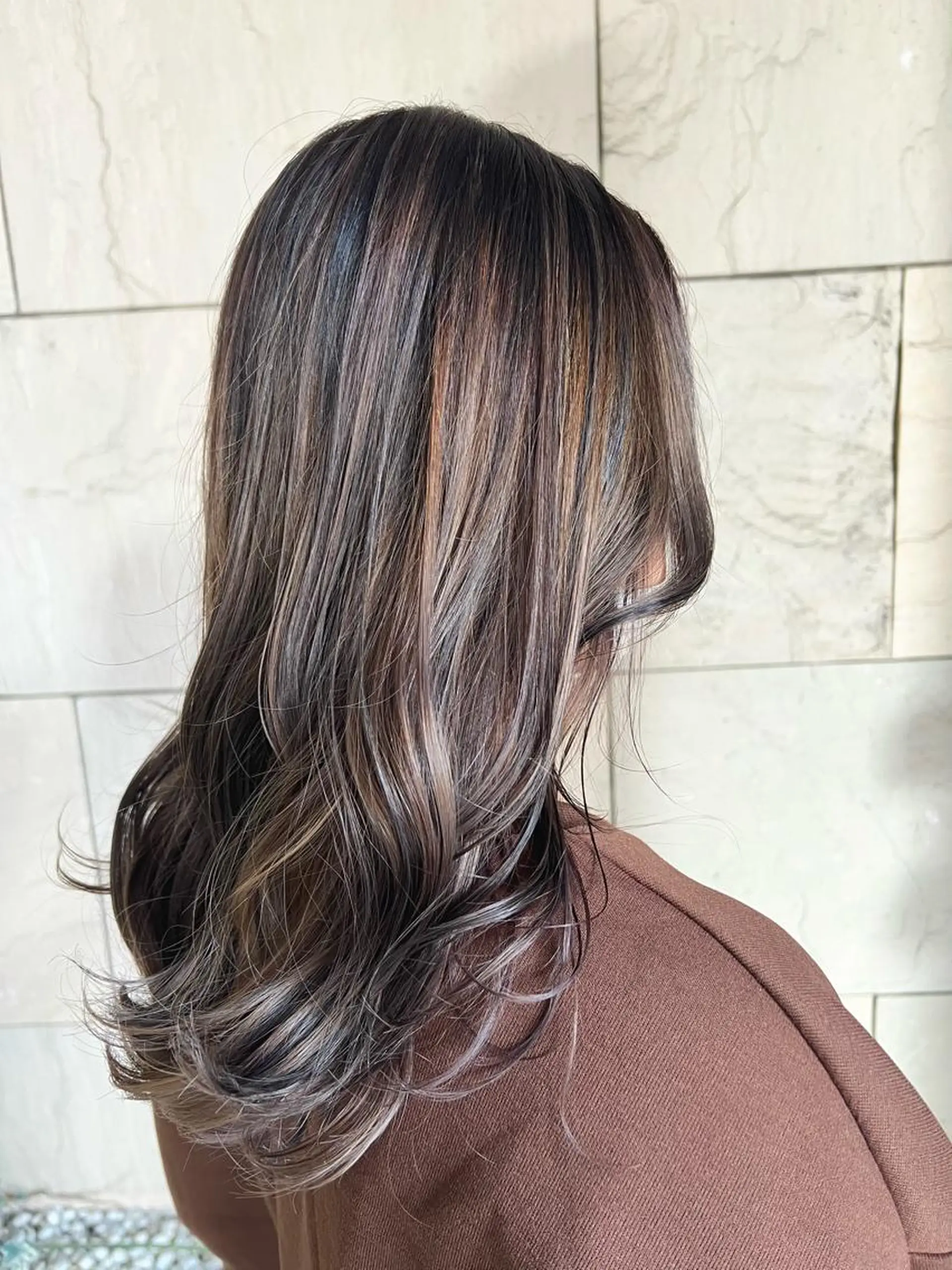 セミロング カラー グレージュ ヘアカラー トリートメント ヘッドスパ カラースペシャリスト しょう🧑🏼‍🎨のヘアスタイル